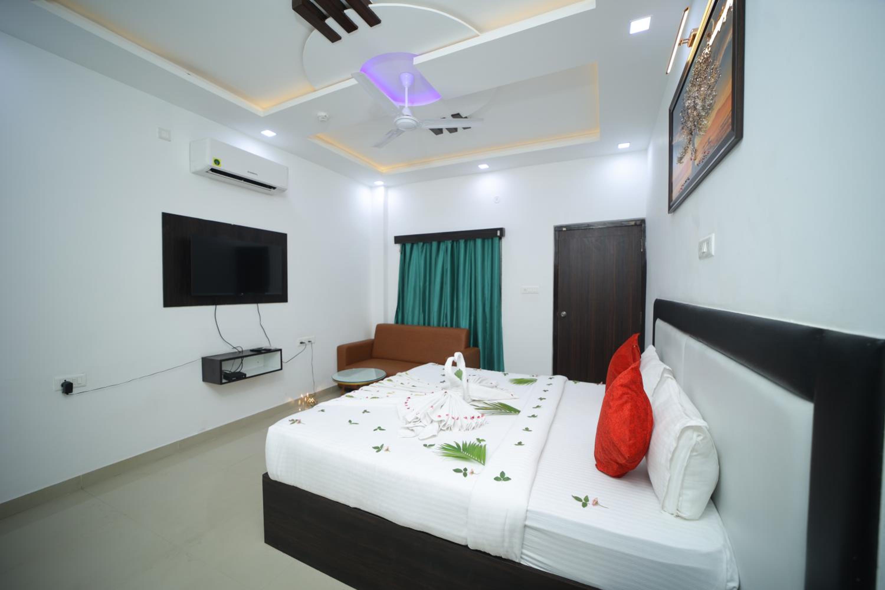 Deluxe Double Room with Balcony