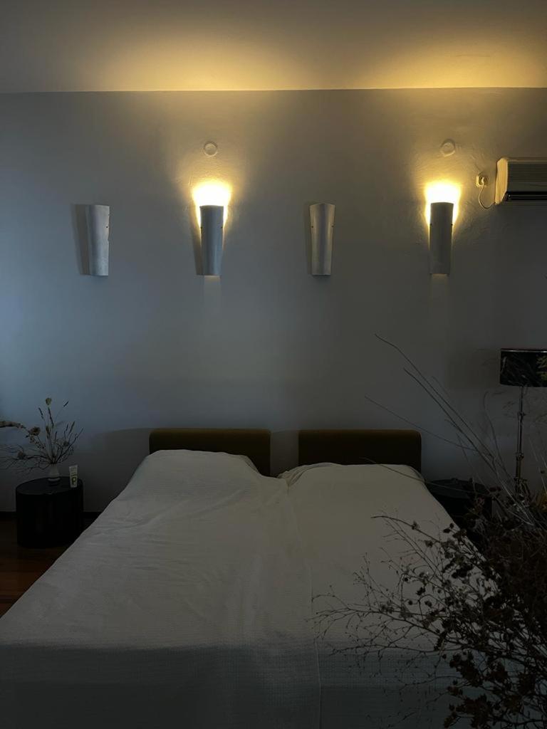 One-Bedroom House photo 1