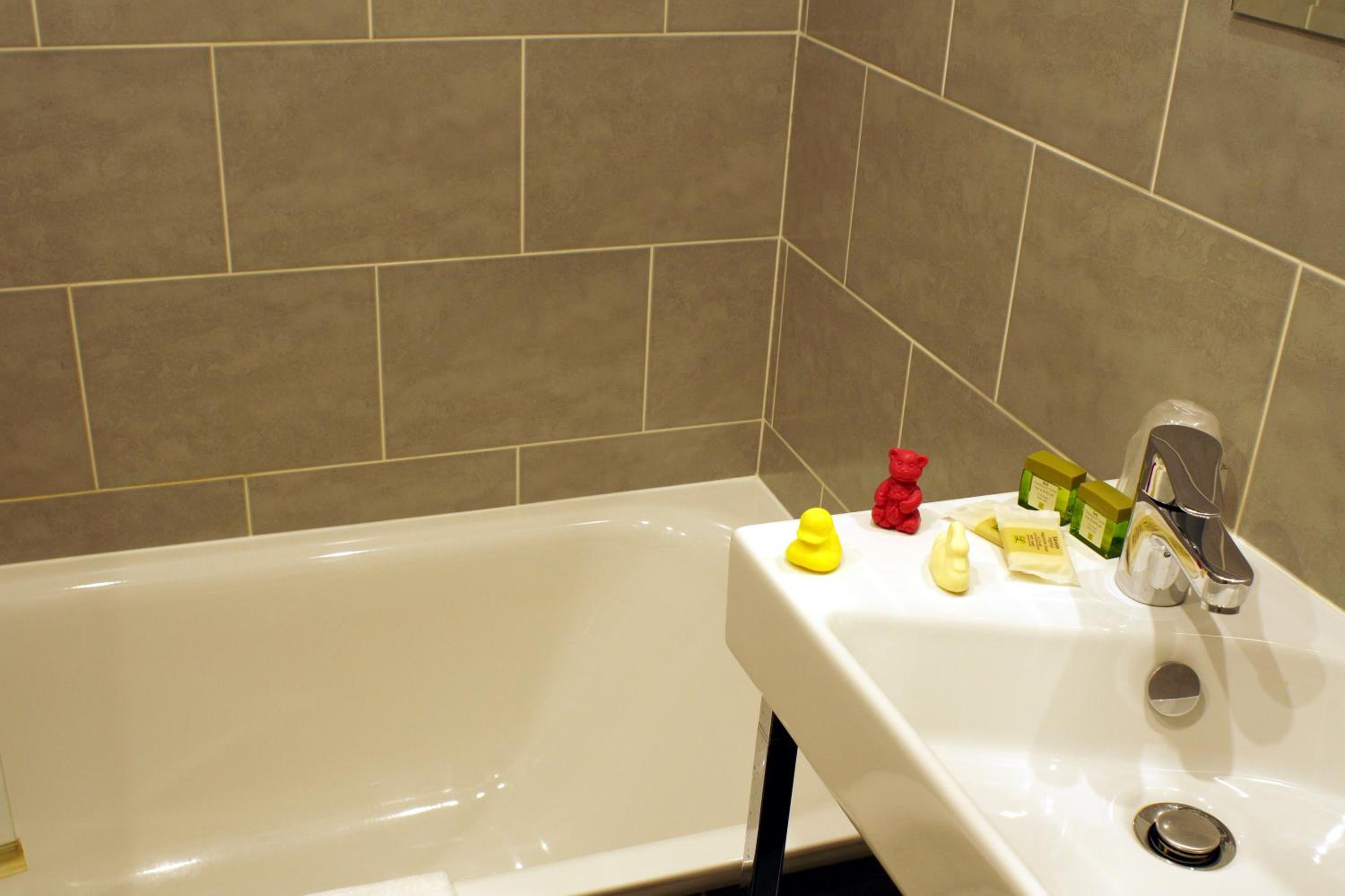 Double Room - Photo 5