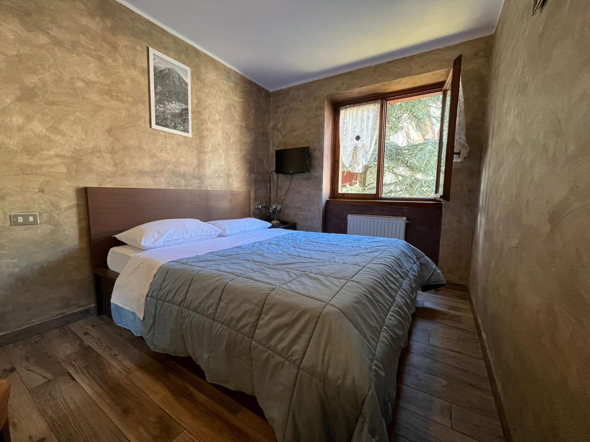 Standard Double Room photo 2