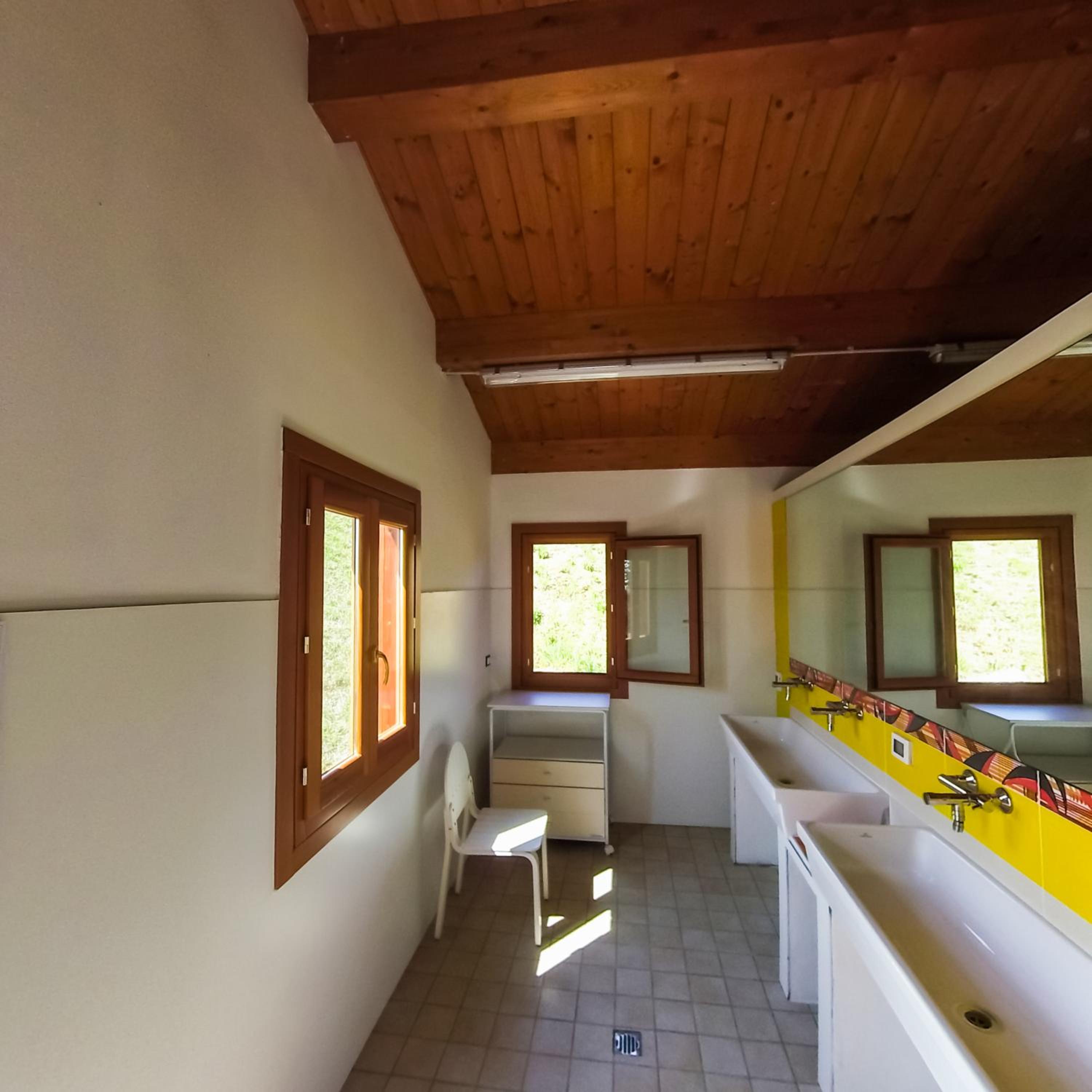 Double Room with Mountain View - Photo 8