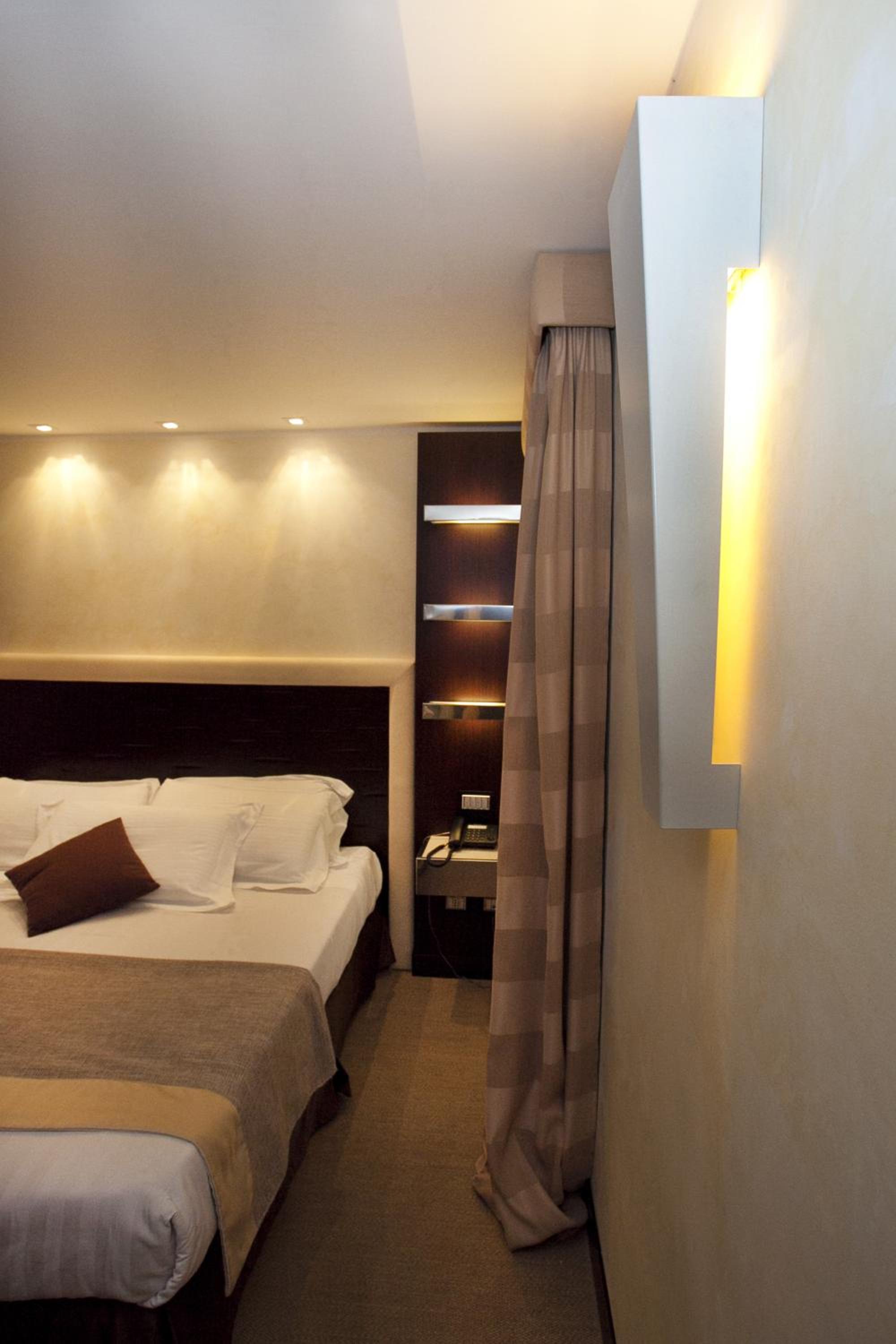 Double or Twin Room photo 1