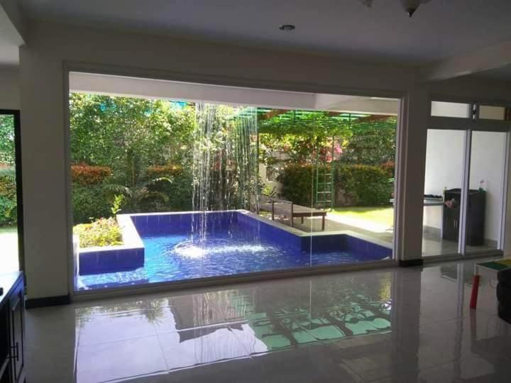 Villa photo 2