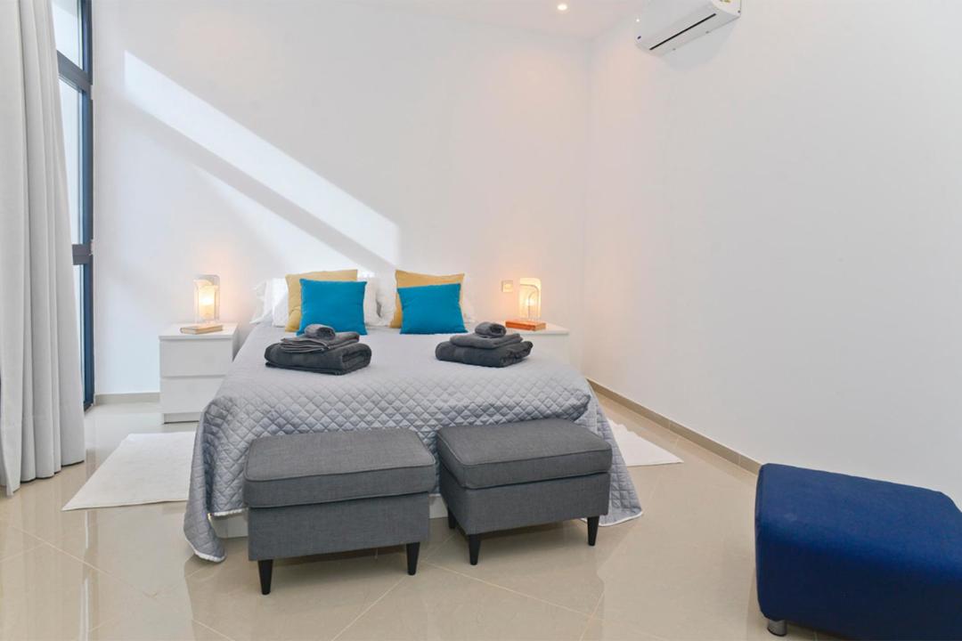 Three-Bedroom Villa photo 3