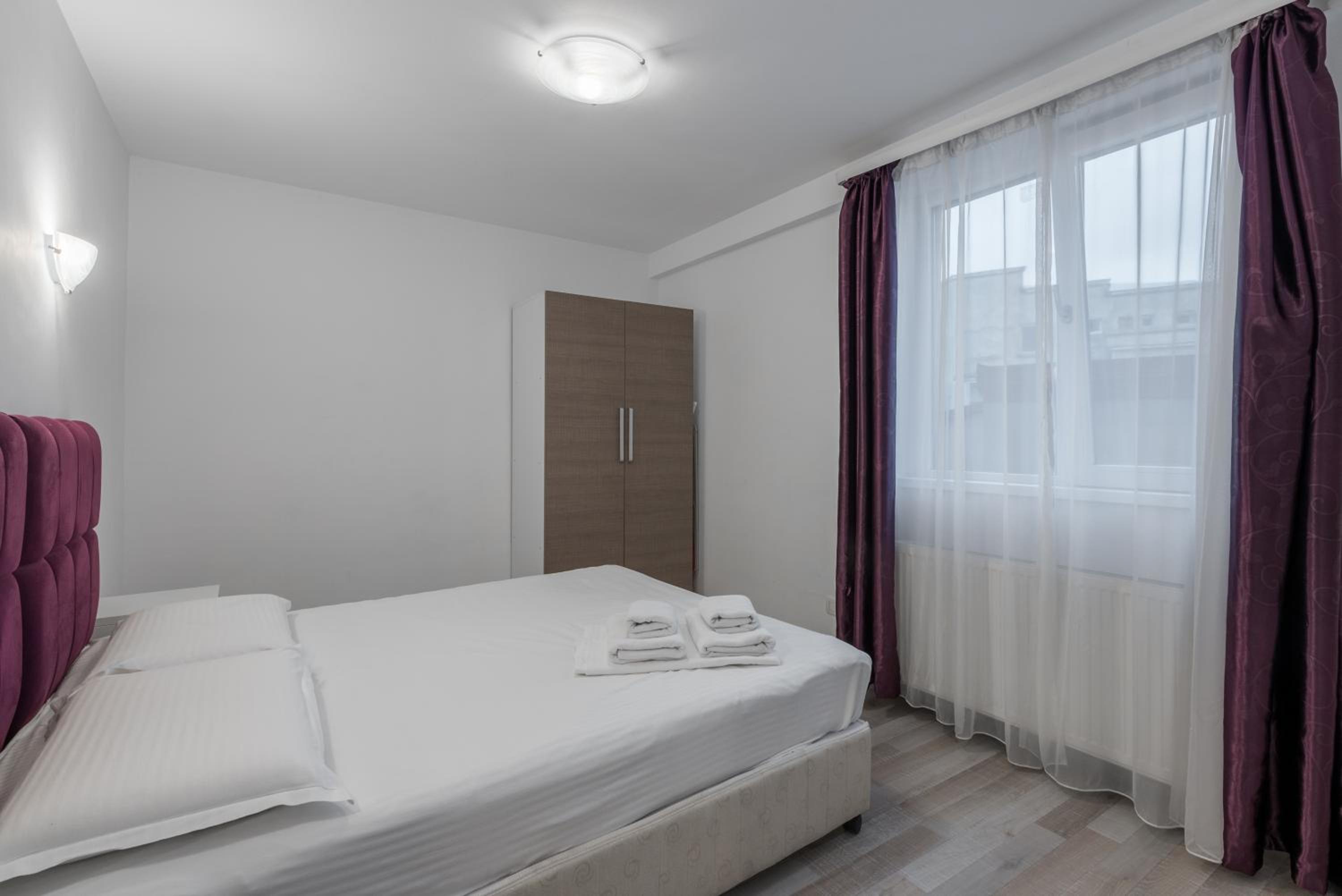 Apartment with Balcony - Photo 1