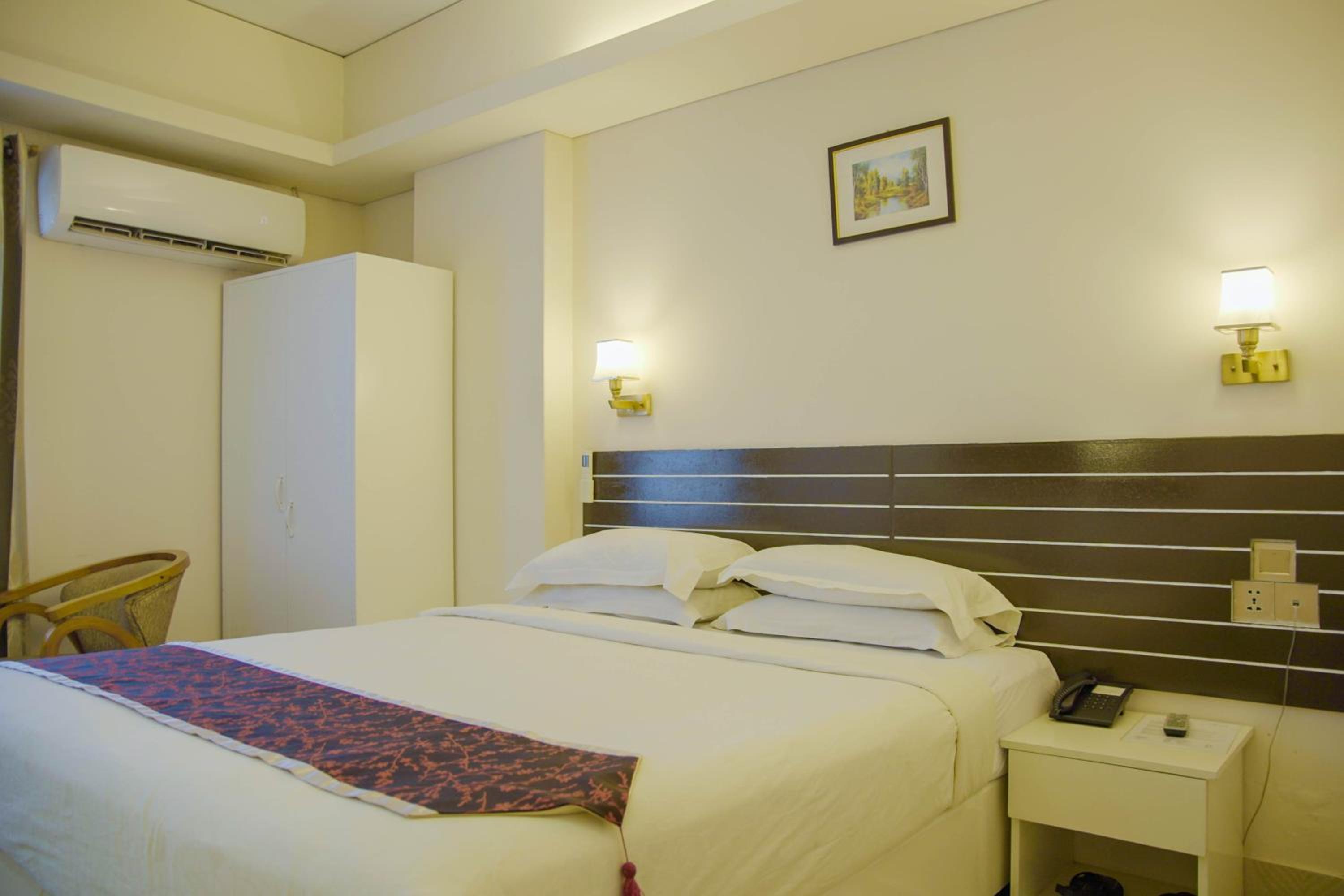 Superior King Room