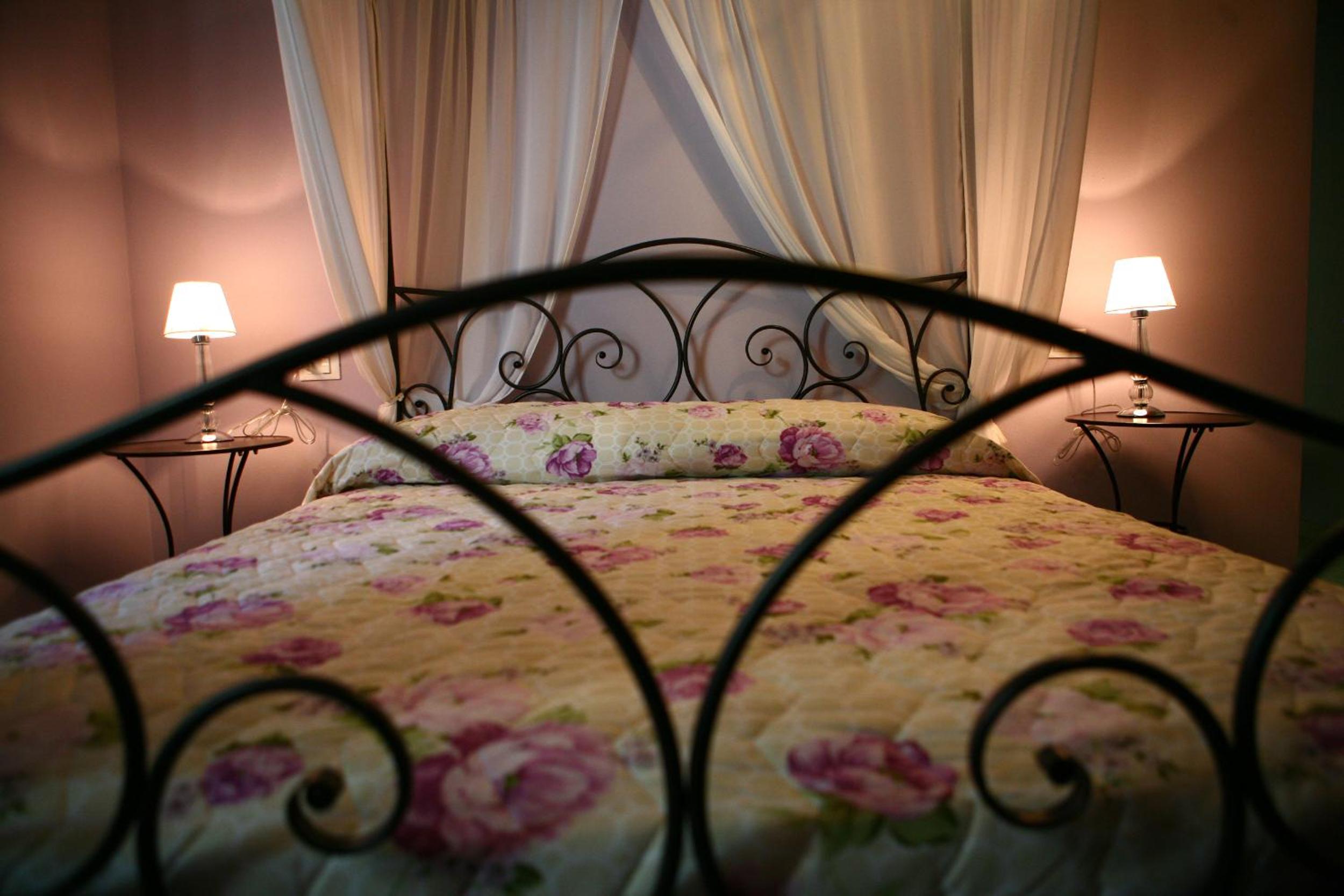 Double Room with Private Bathroom photo 2