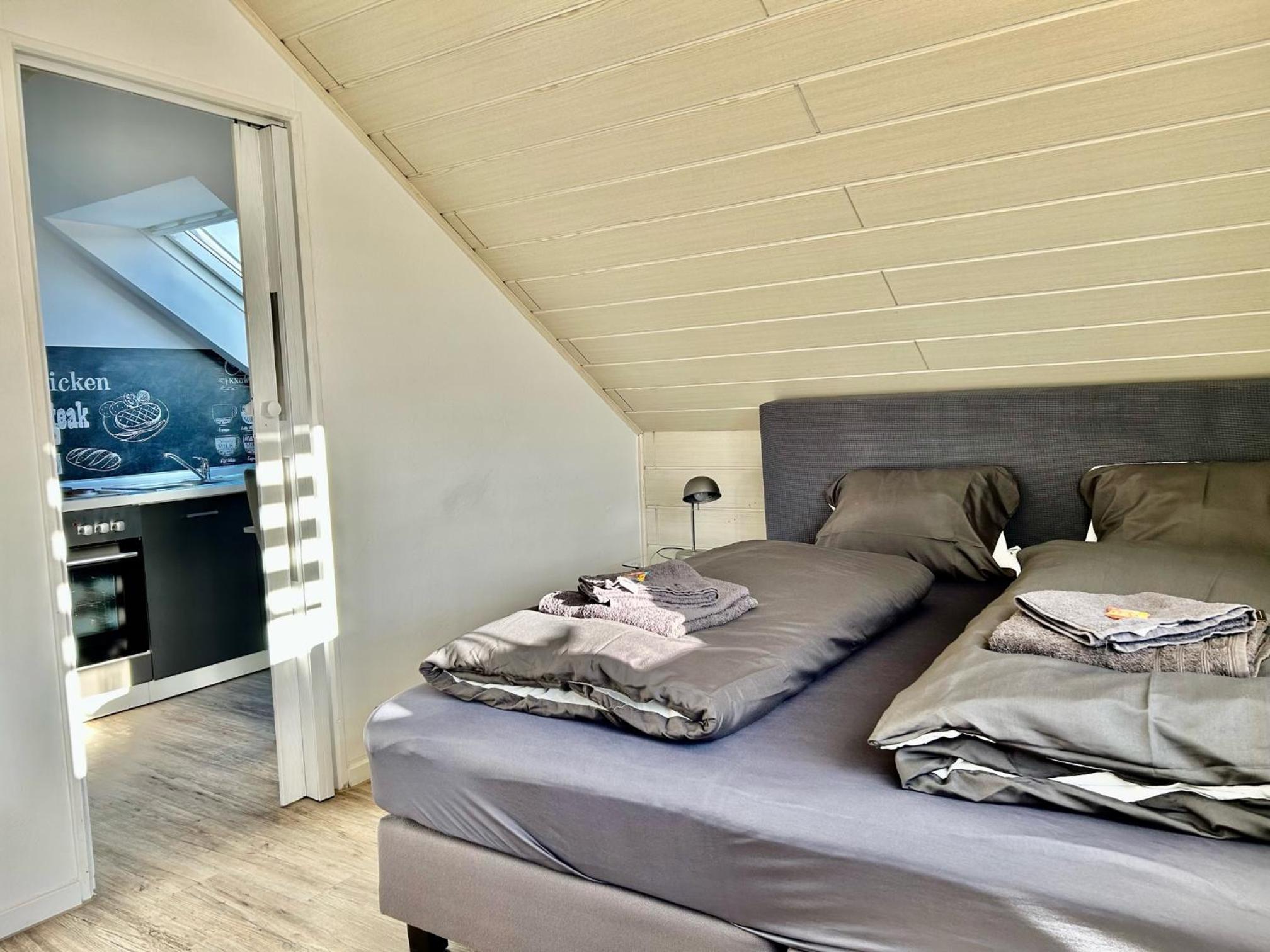Double Room with Shared Bathroom photo 1