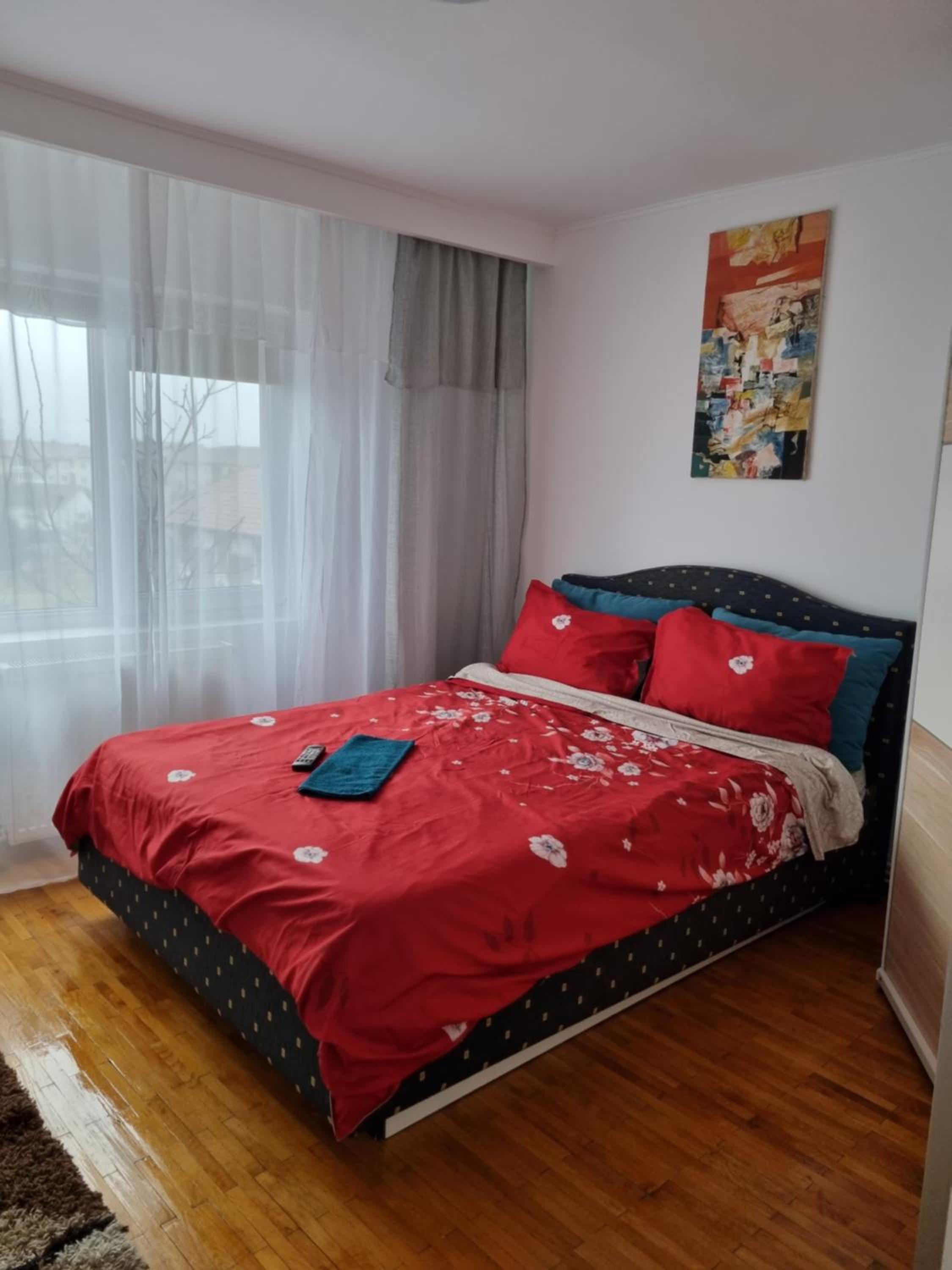 Two-Bedroom Apartment - Photo 5