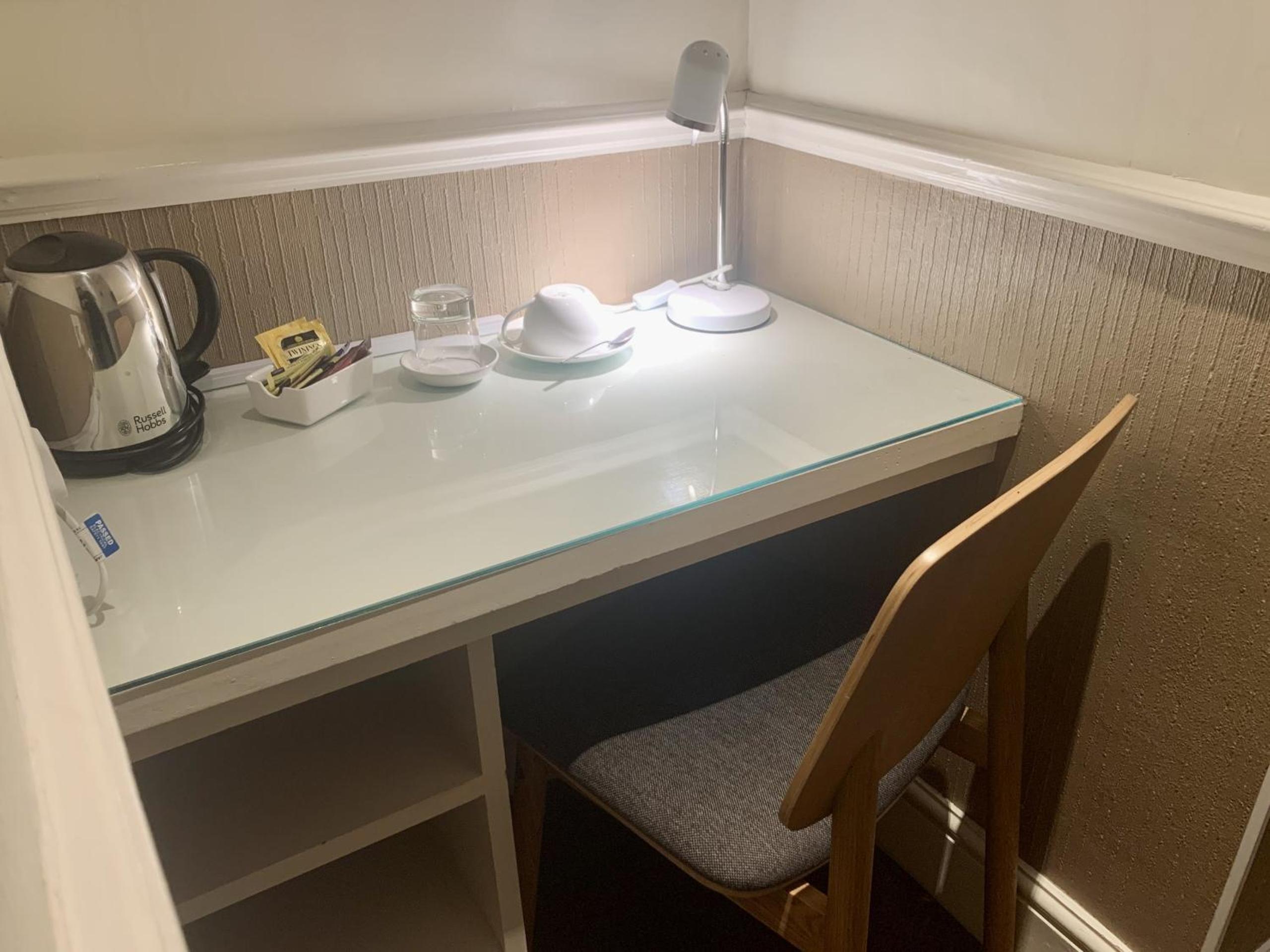 Budget Single Room photo 2