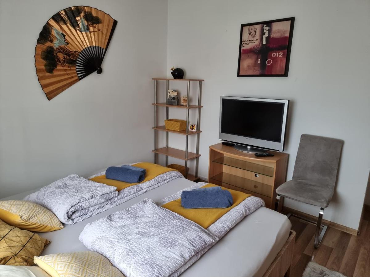 Double or Twin Room with Garden View photo 3