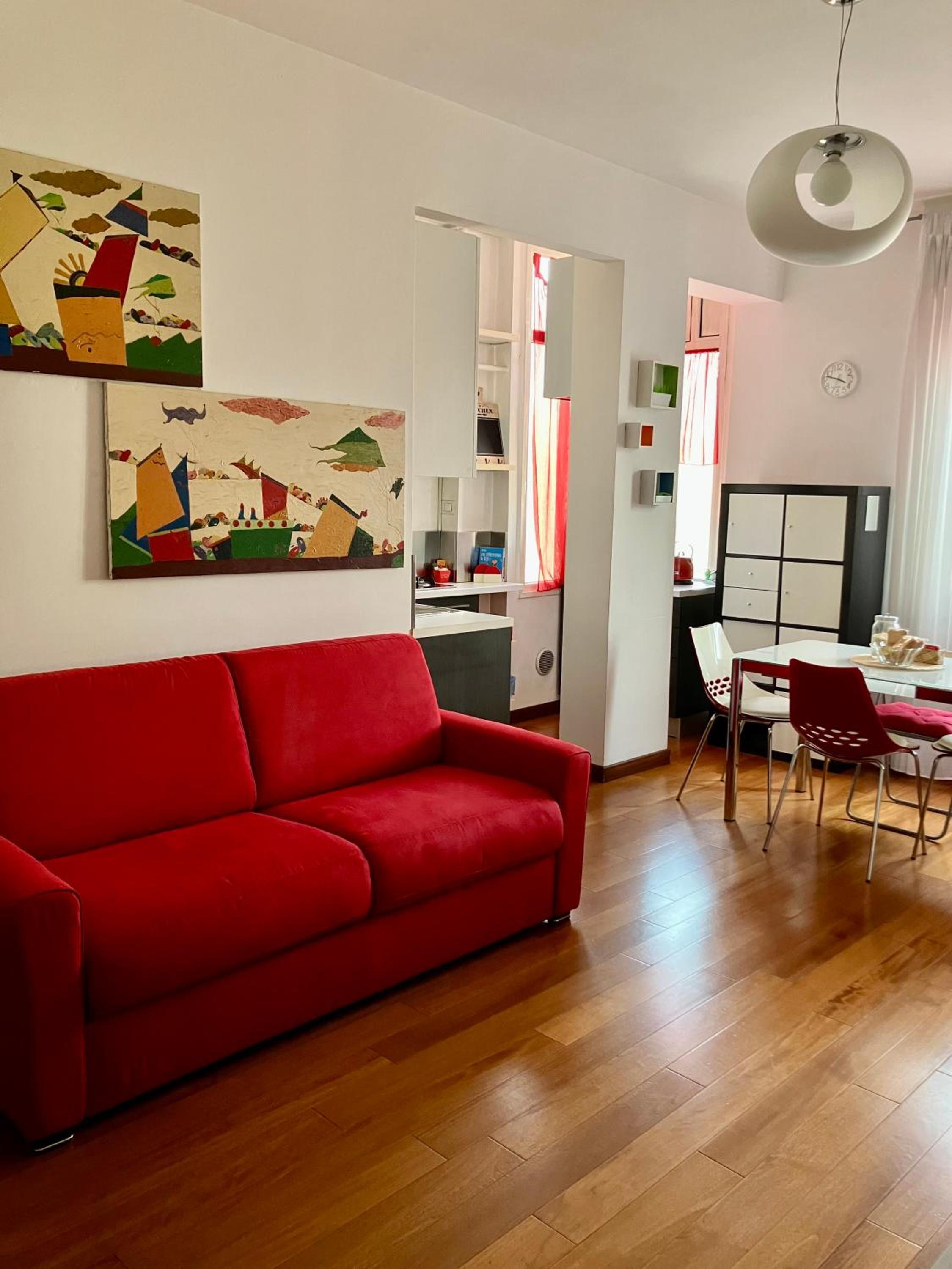 One-Bedroom Apartment