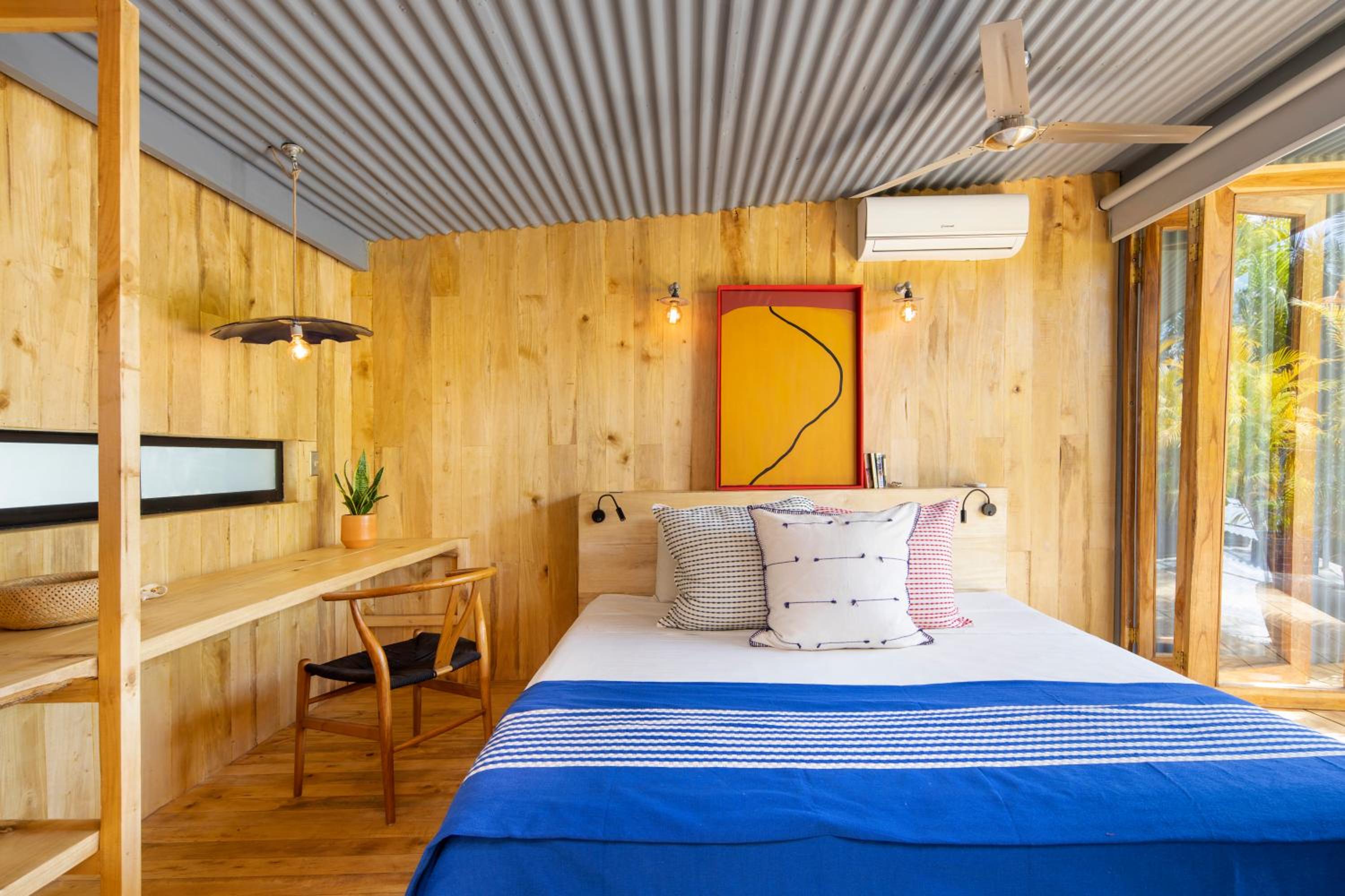 Superior King Suite