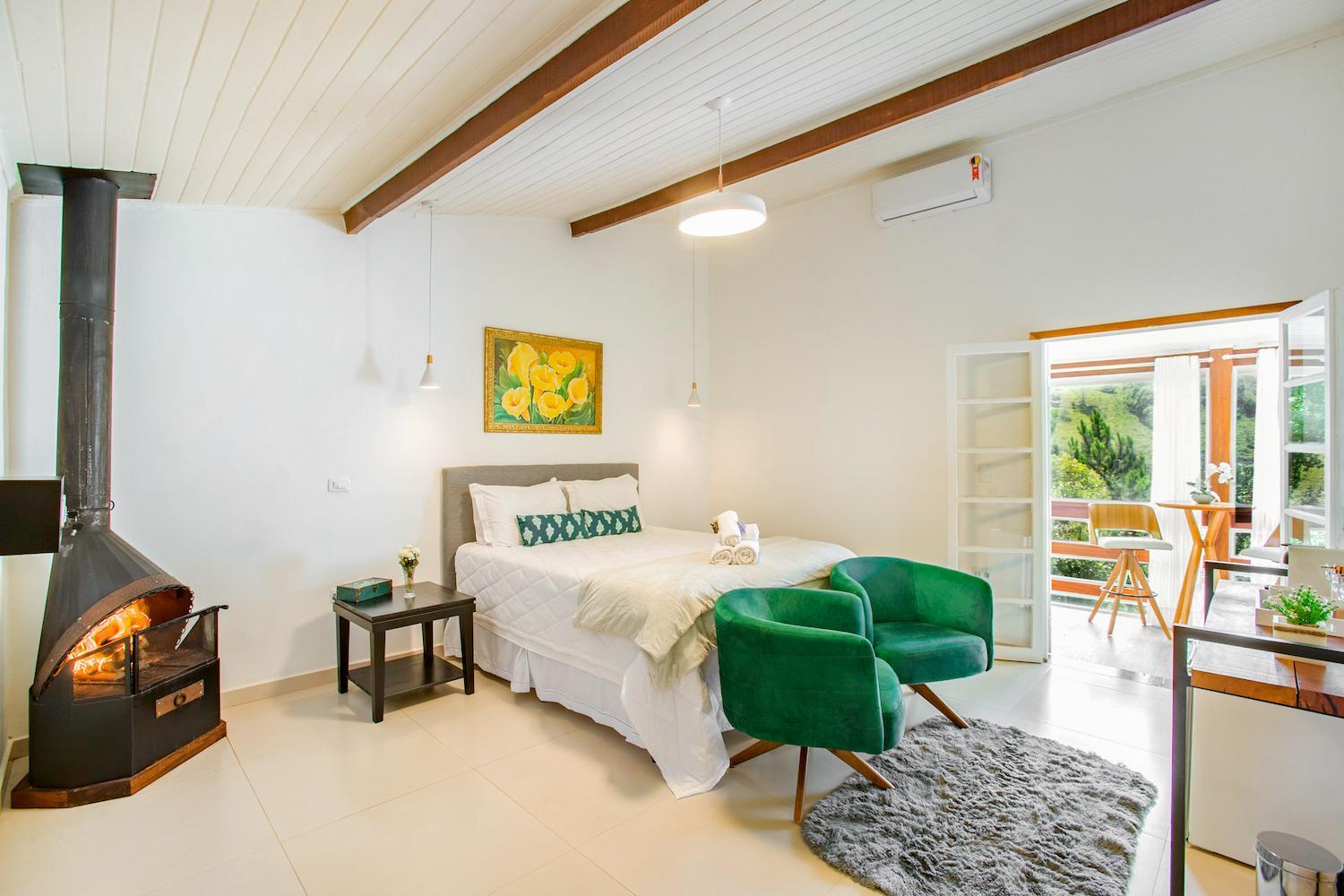 Junior Suite with Mountain View photo 2