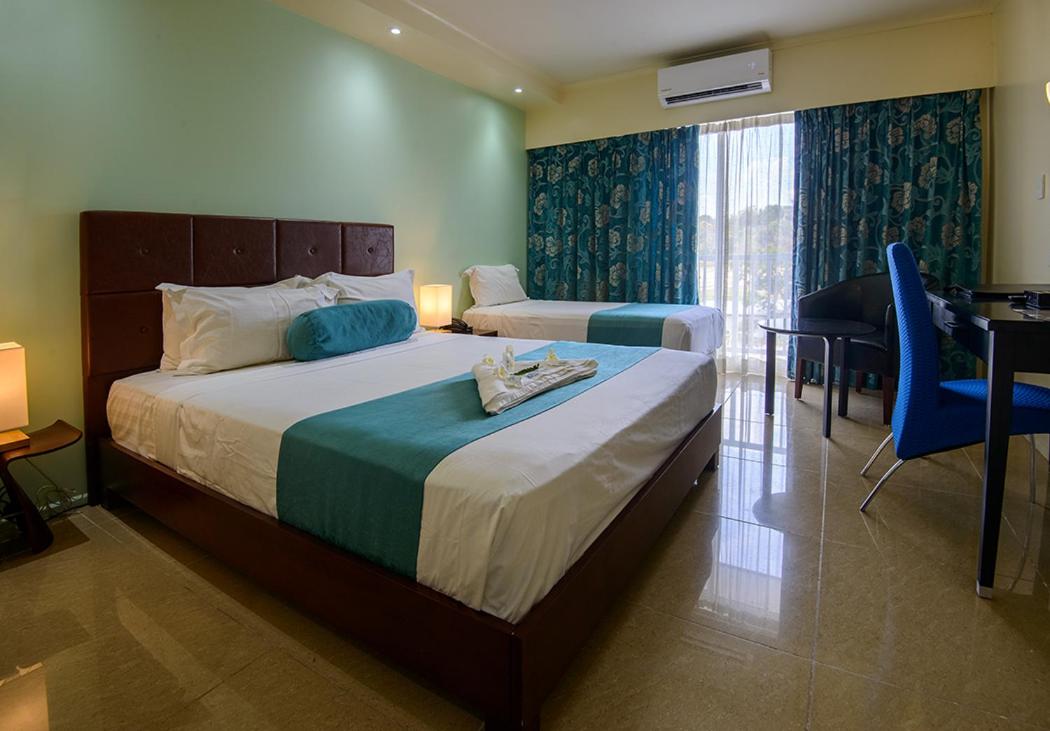 Deluxe Double Room with Plantation View