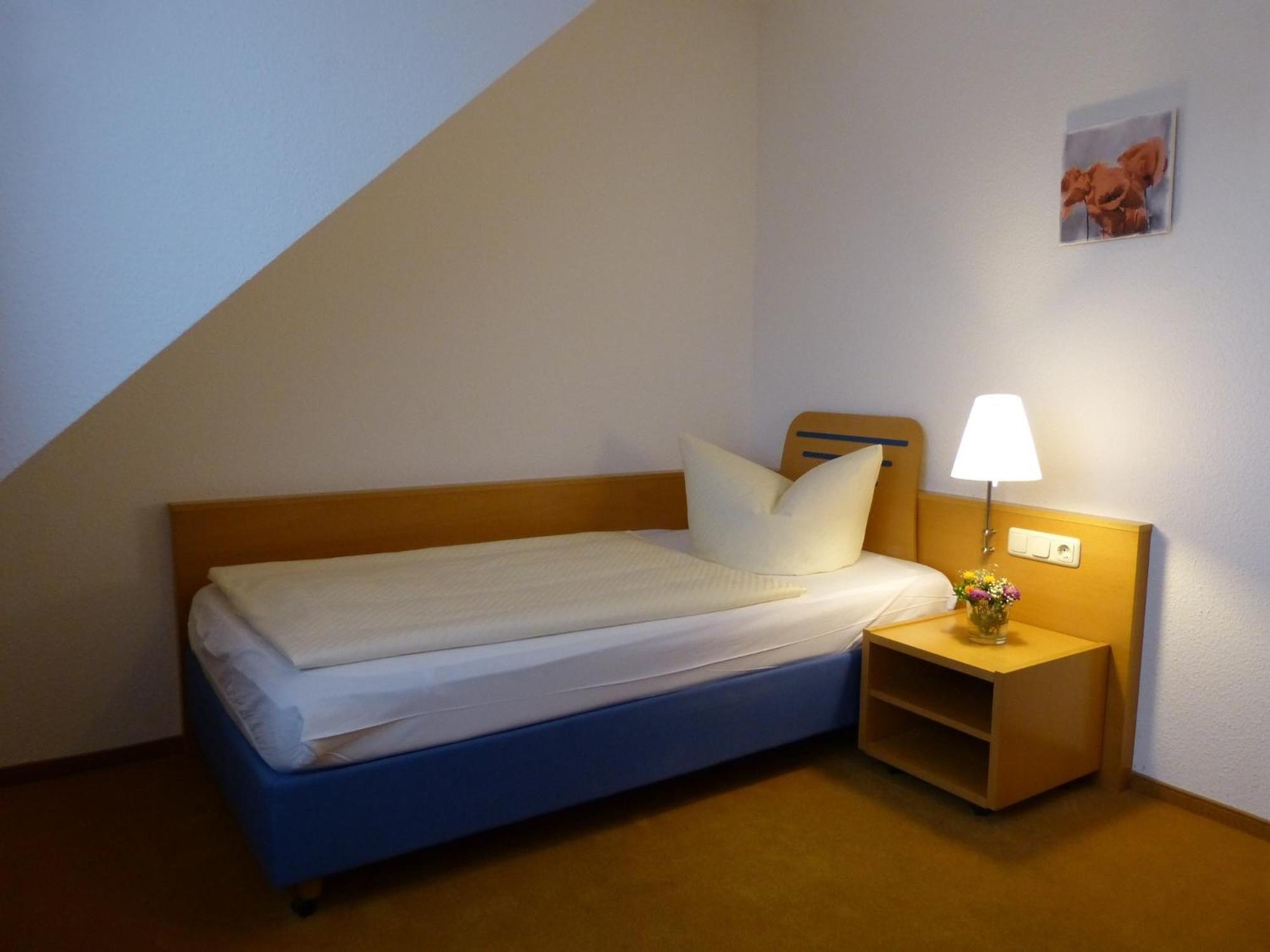 Standard Single Room photo 2