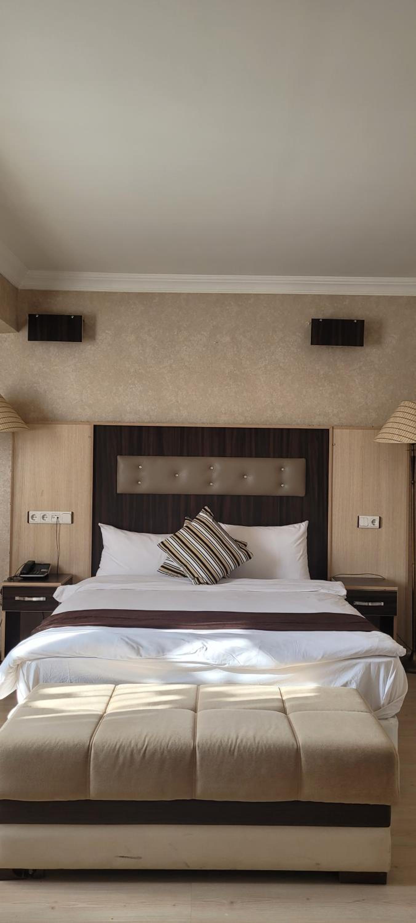 Large Double Room photo 2