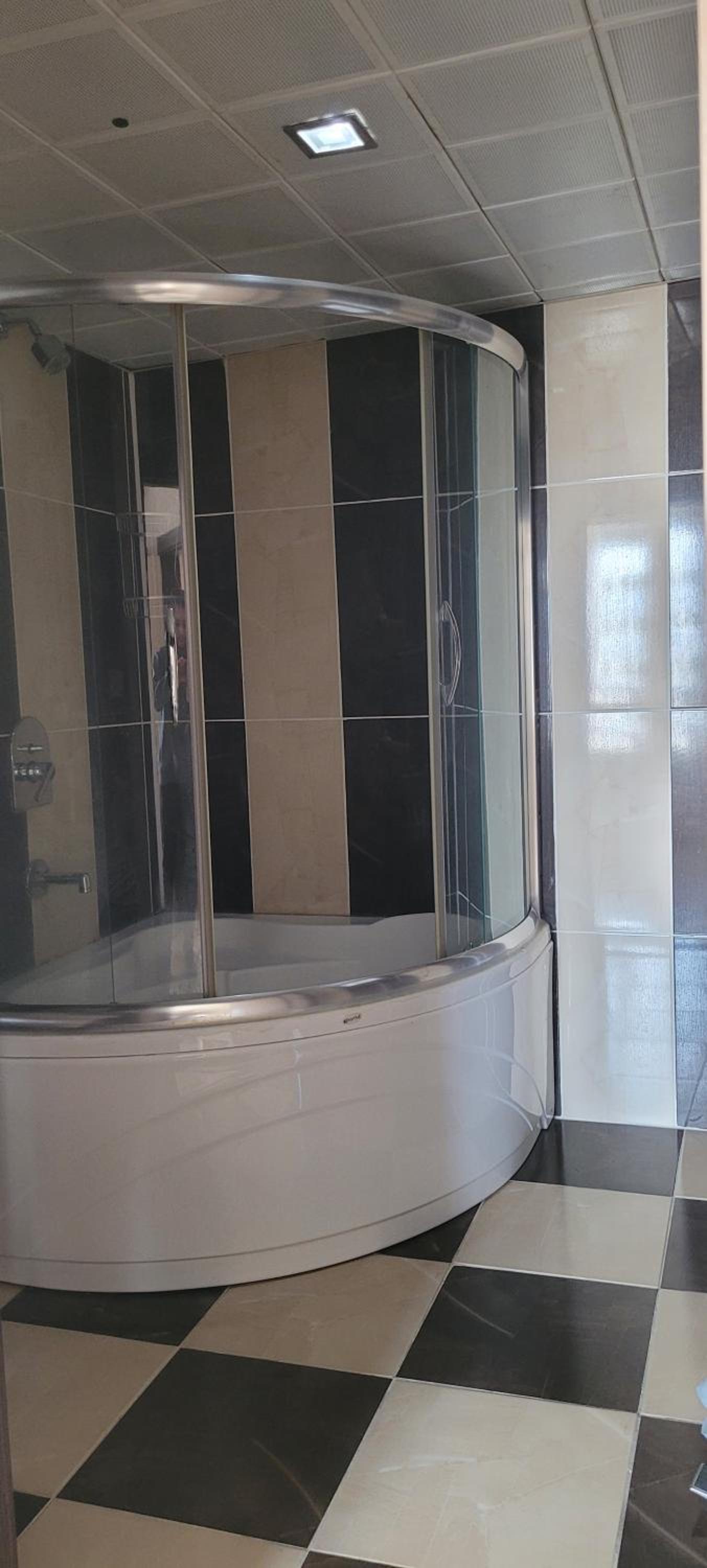 Large Double Room photo 3