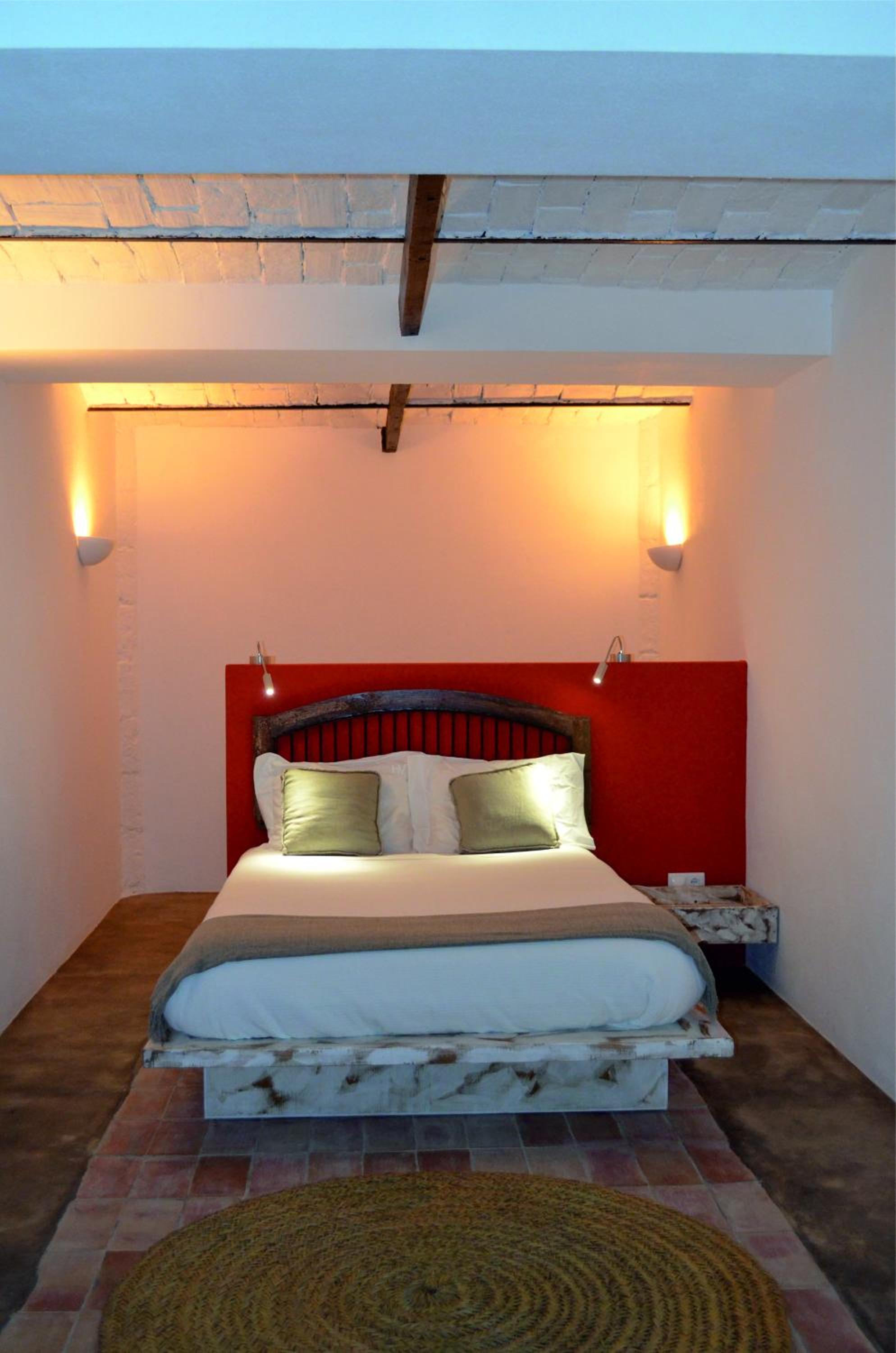 Two-Bedroom House (4 Adults) - Pet Friendly photo 1