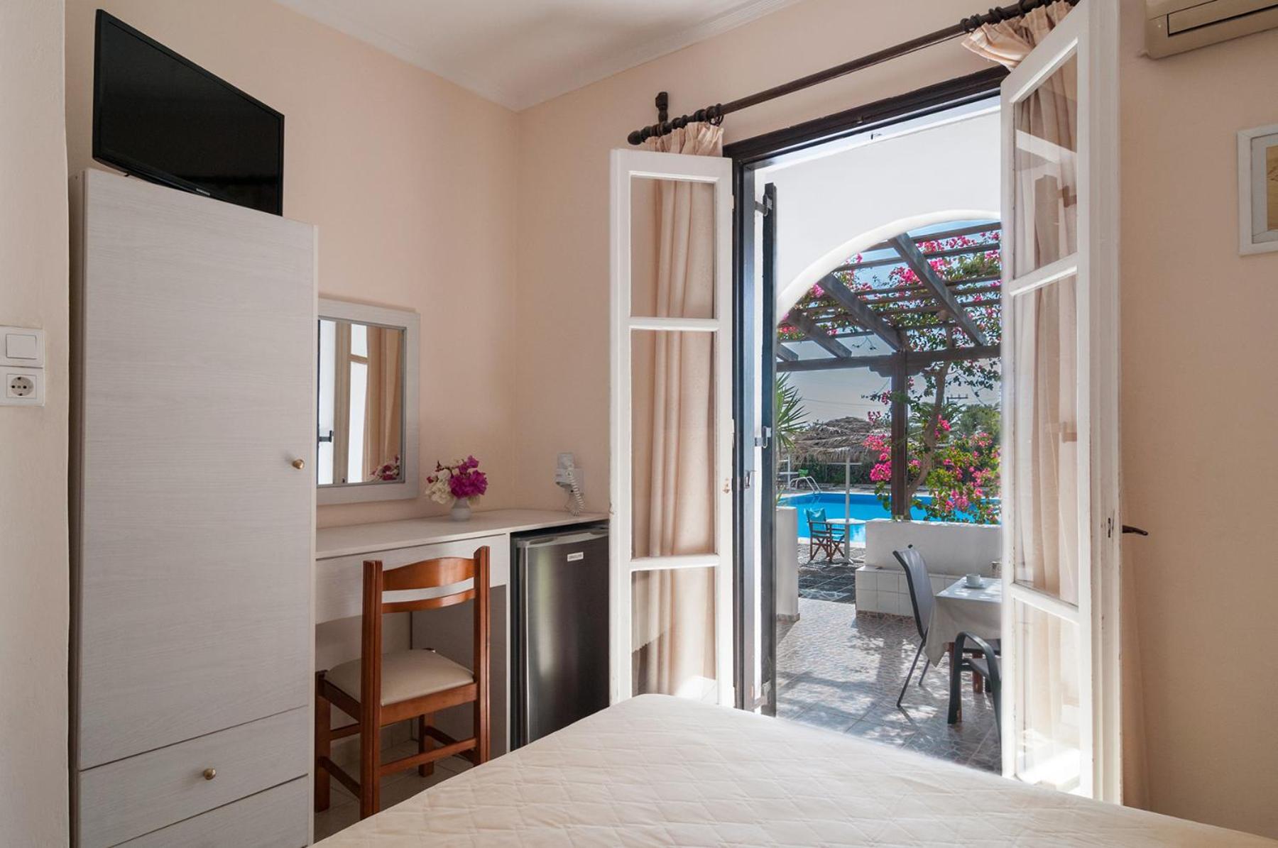 Triple Room - Photo 6