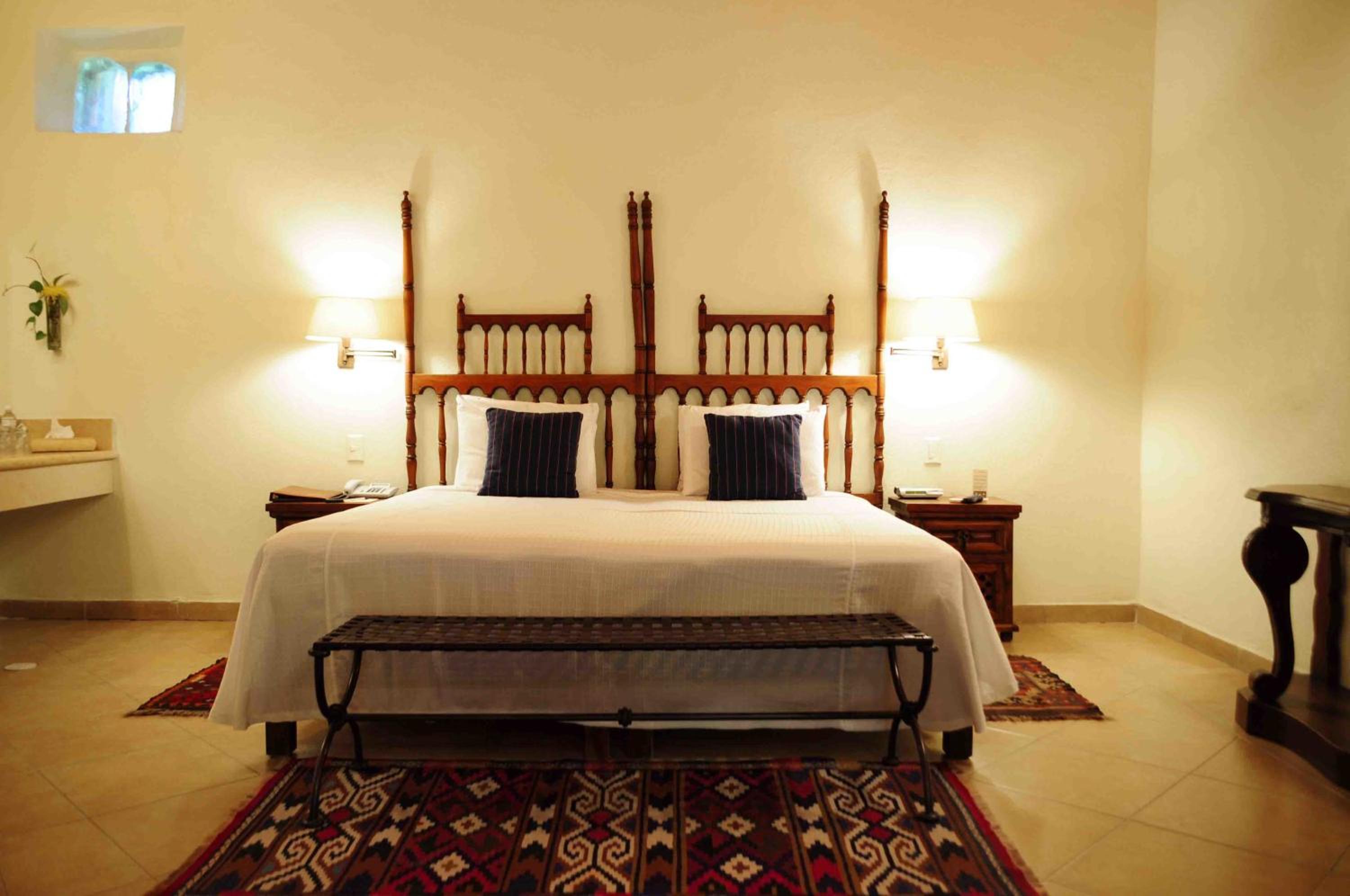 Deluxe Double Room with Balcony 1 - Photo 2
