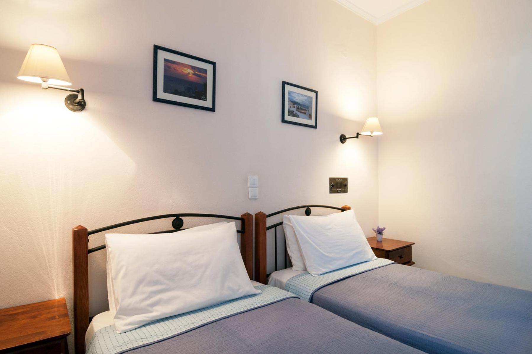 Standard Twin Room - Photo 38