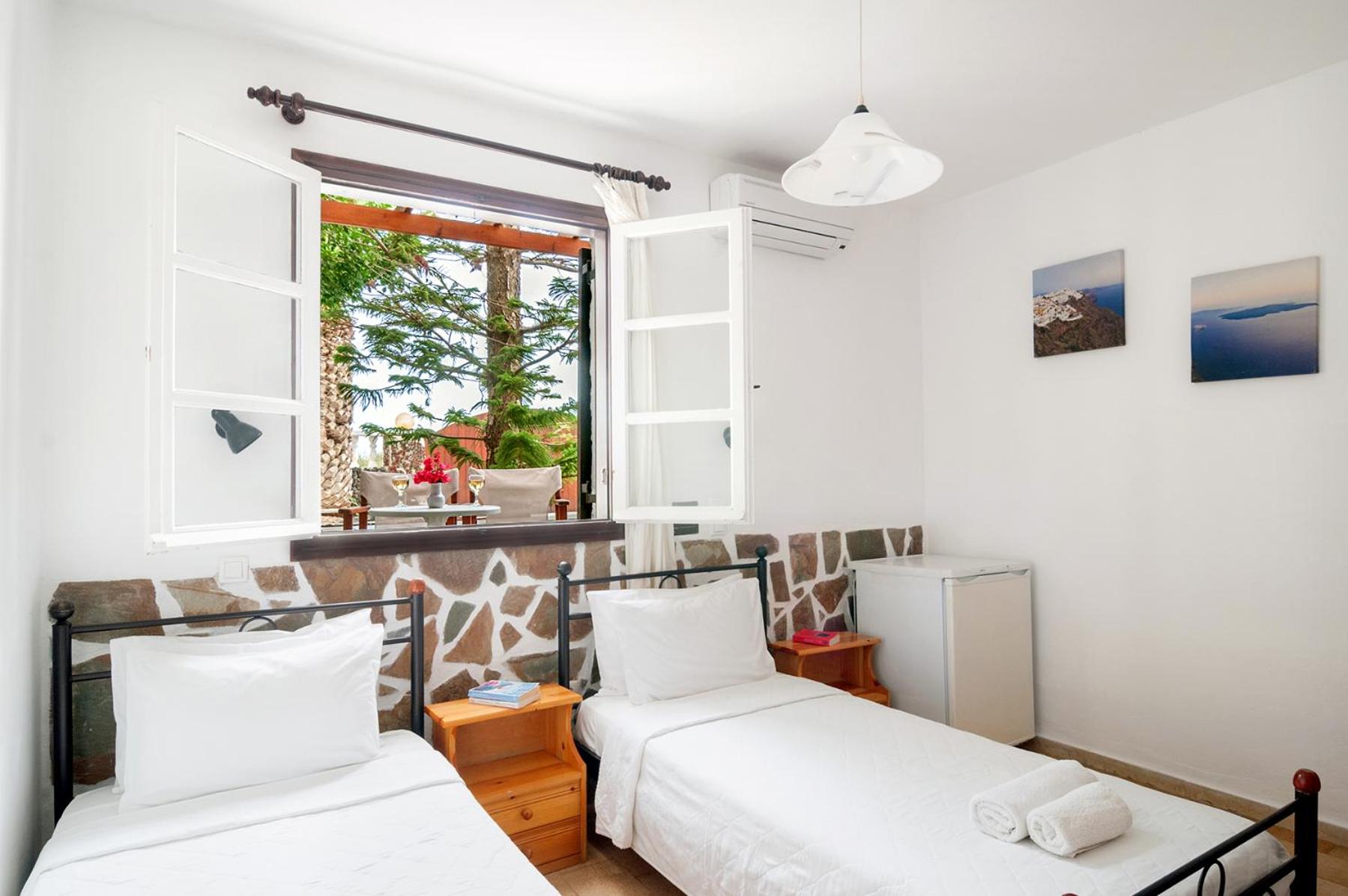 Standard Twin Room - Photo 34