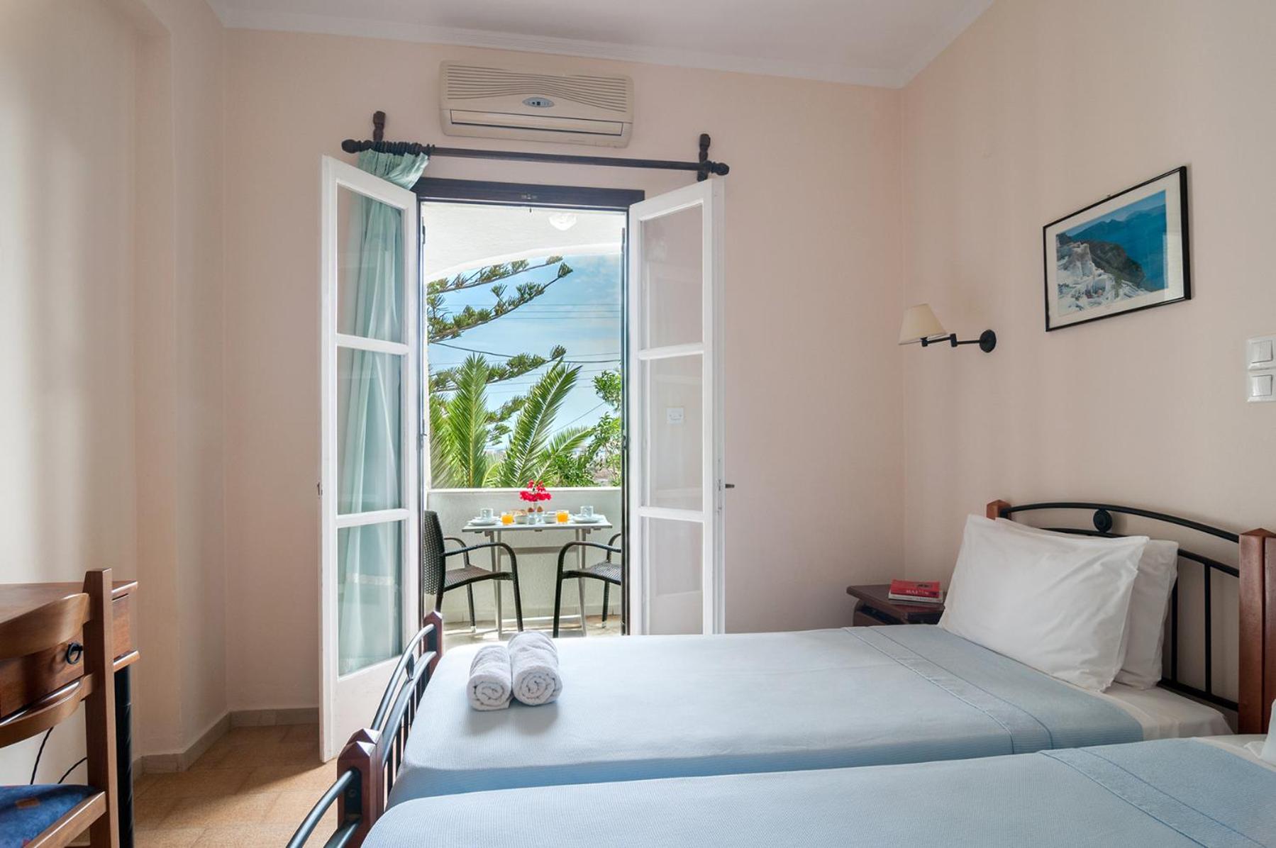 Standard Twin Room - Photo 26