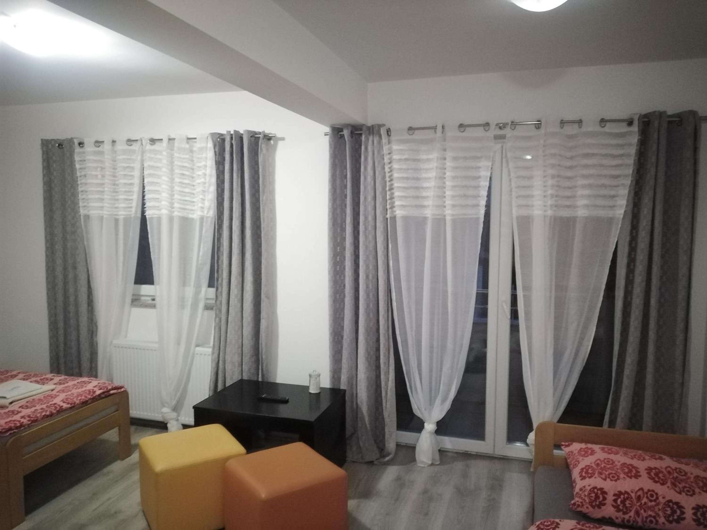 Triple Room with Private Bathroom - Photo 3