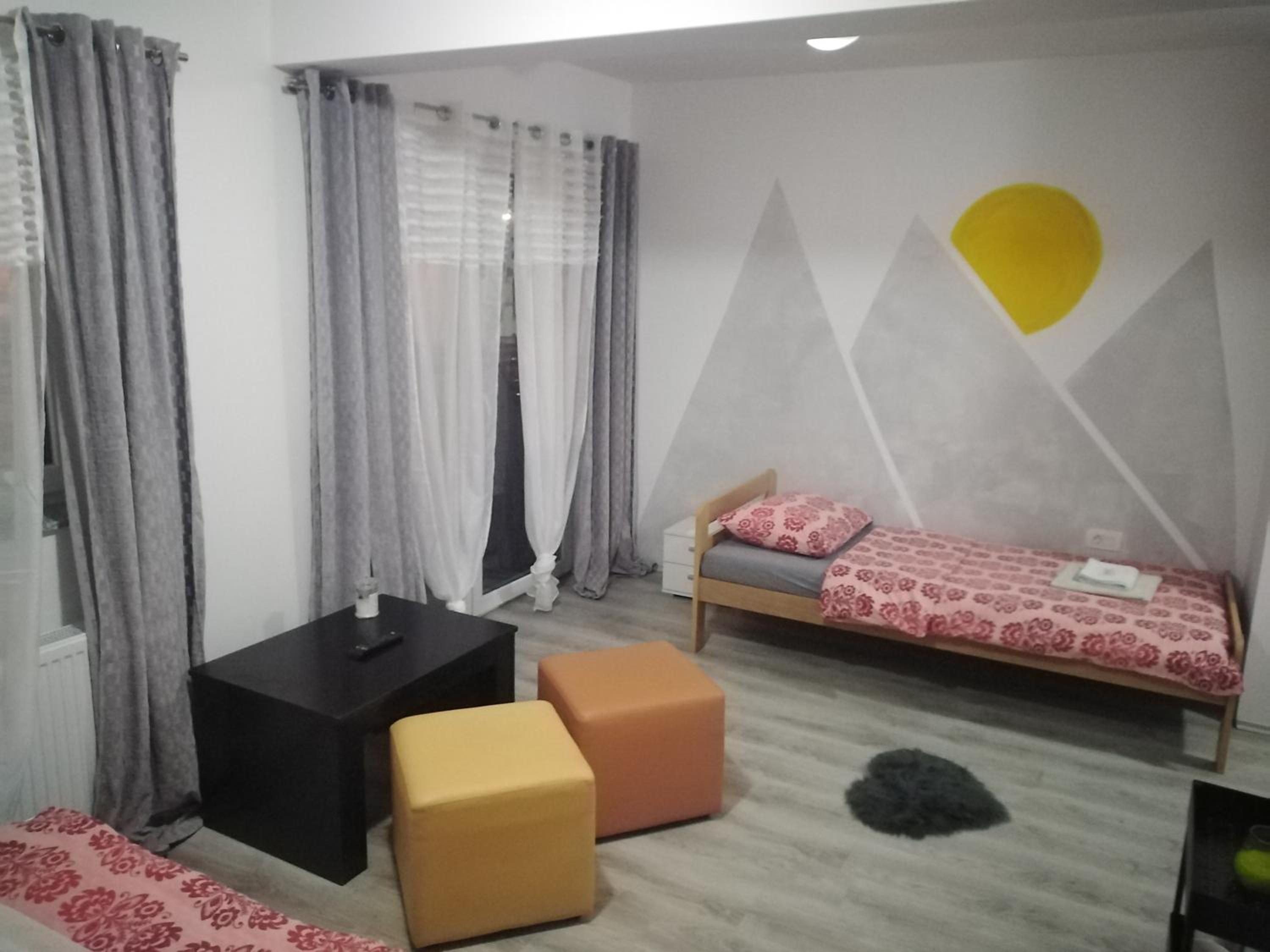 Triple Room with Private Bathroom - Photo 1