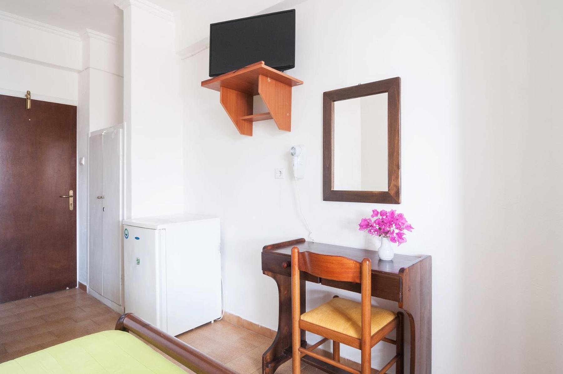 Double Room - Photo 31