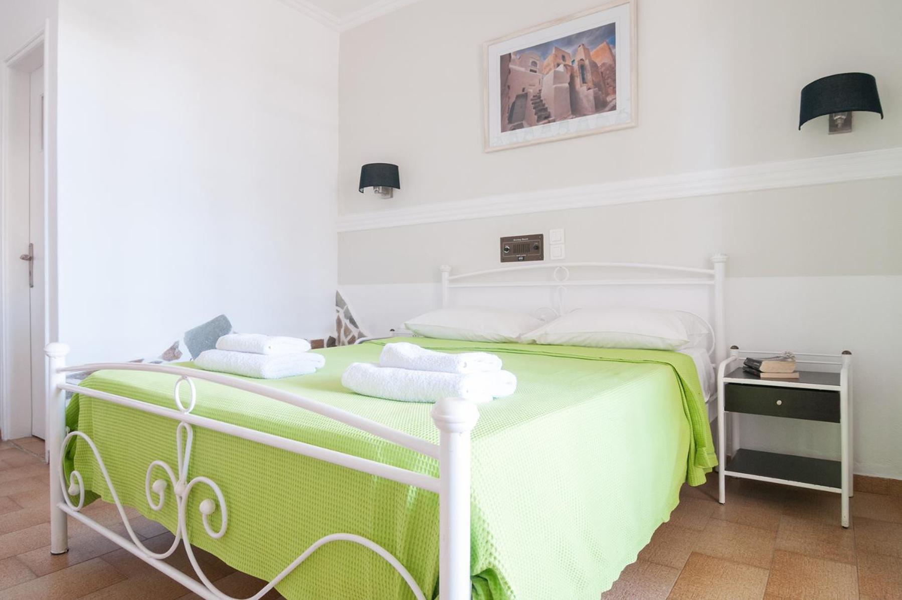 Double Room - Photo 42