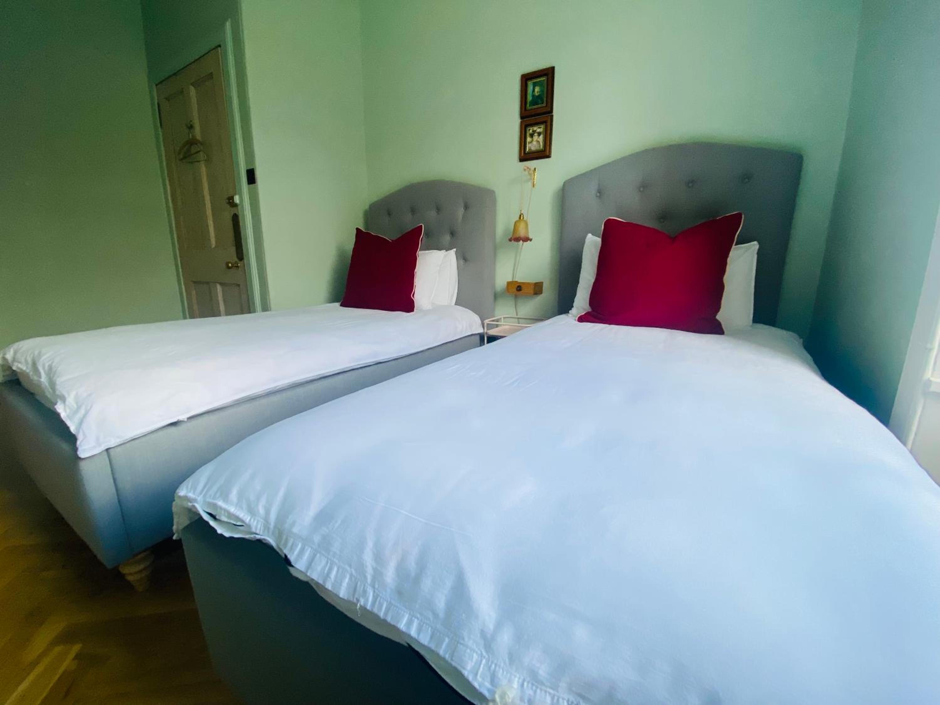 Twin Room with Shared Bathroom