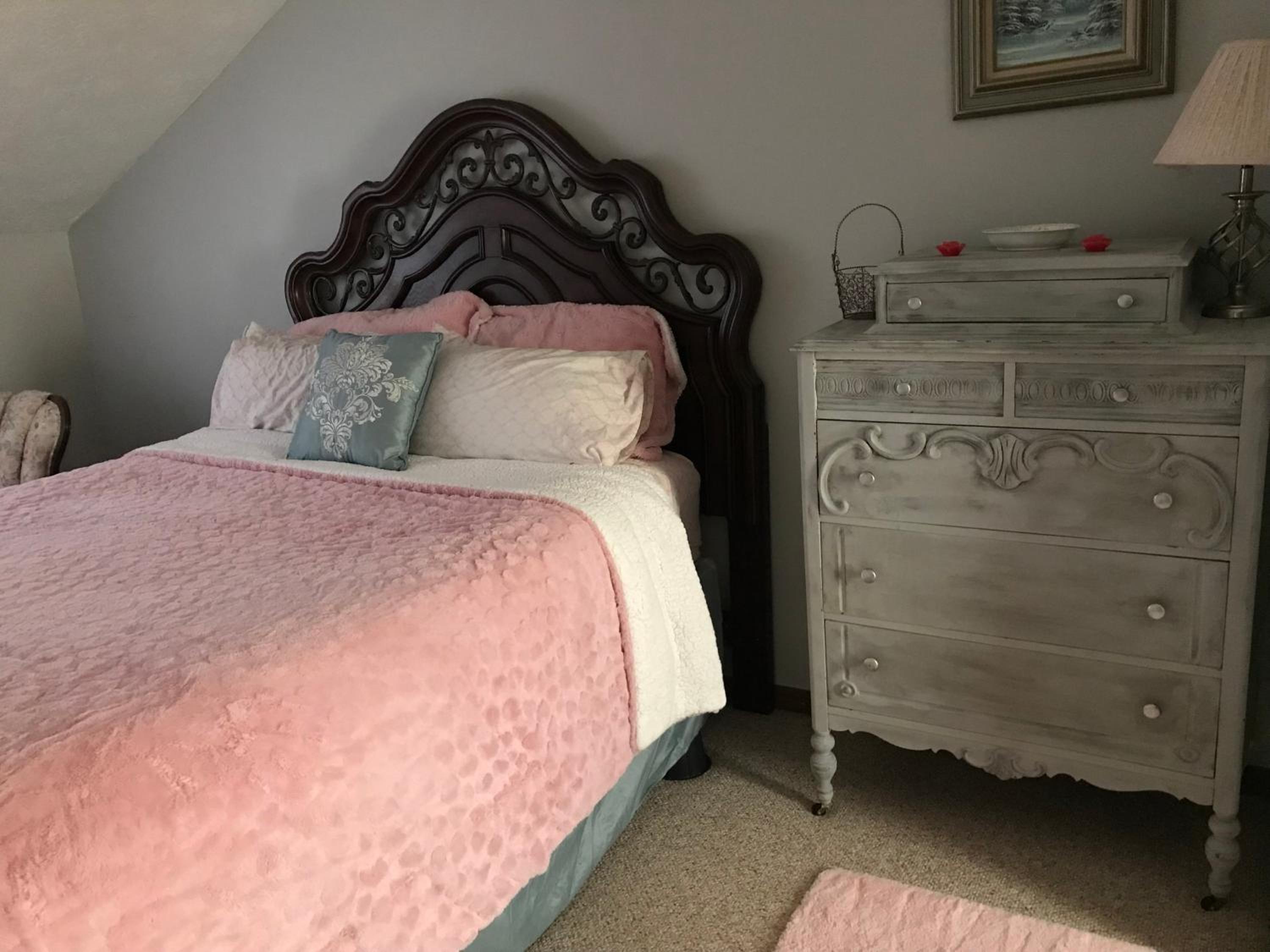 Deluxe Queen Room - Photo 3