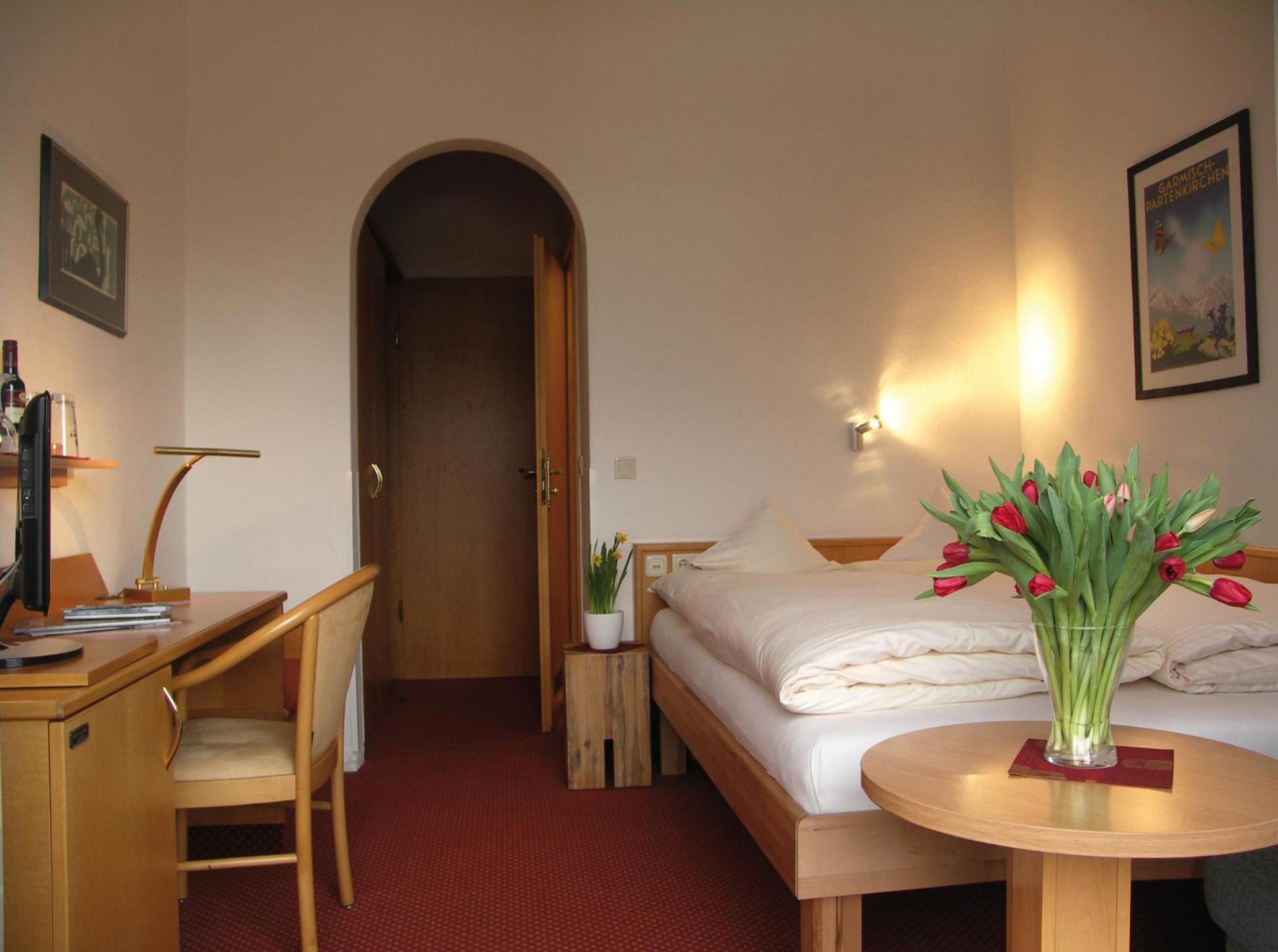 Small Double Room photo 2