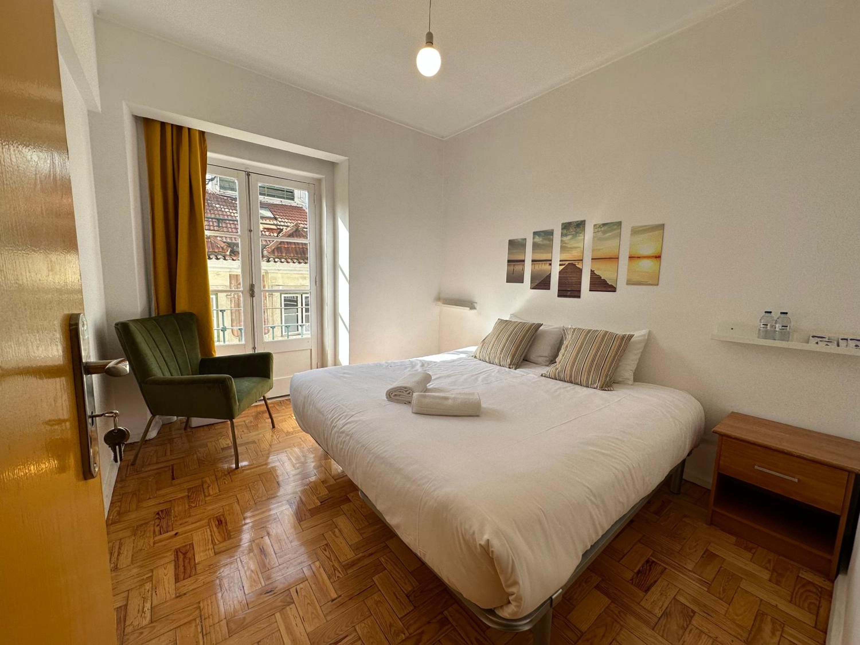 Standard Double Room with Shared Bathroom photo 1
