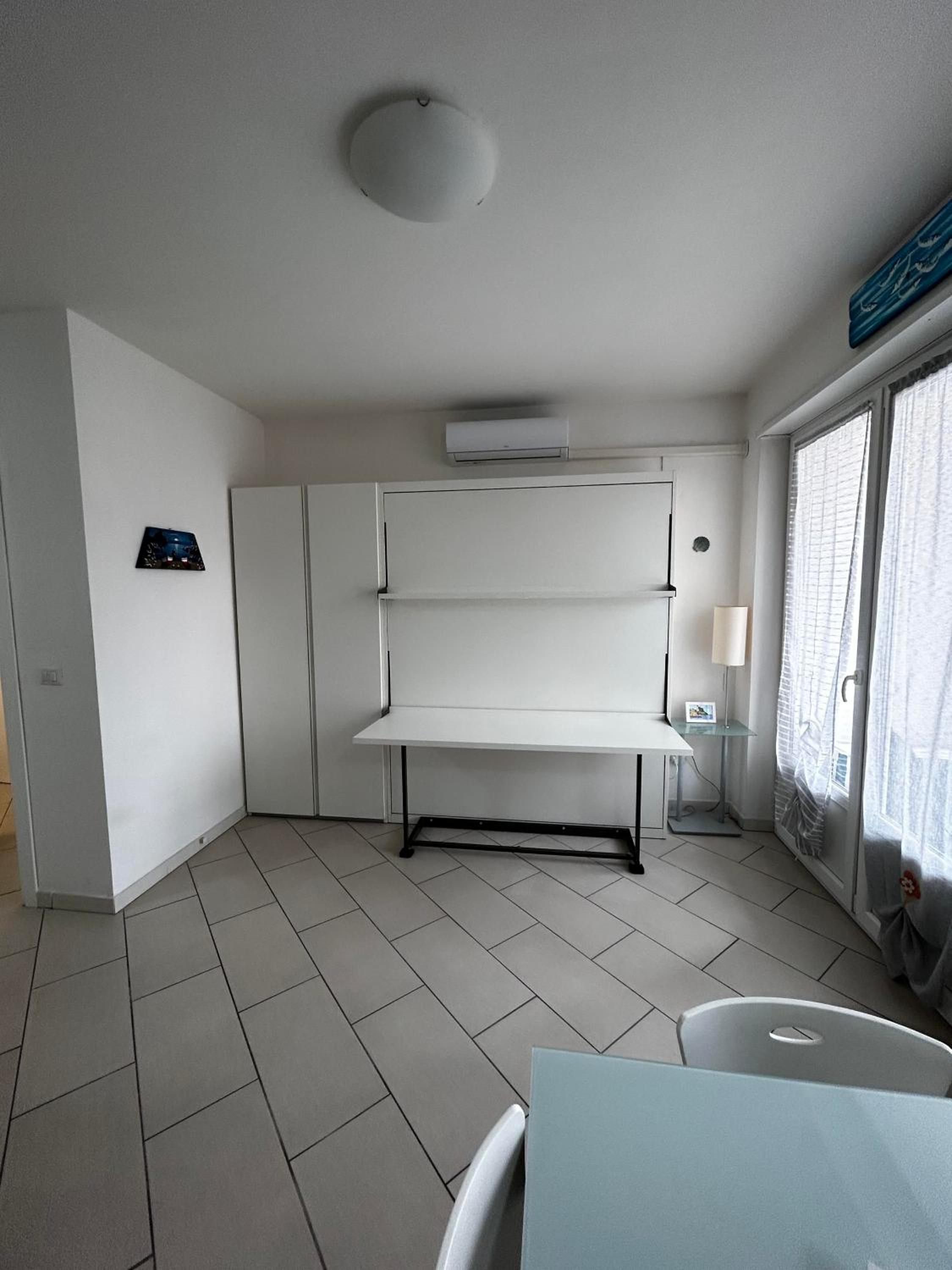 Studio with Terrace - Photo 36