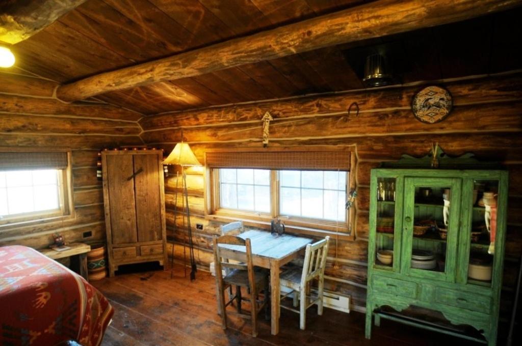 Cottage - Photo 1