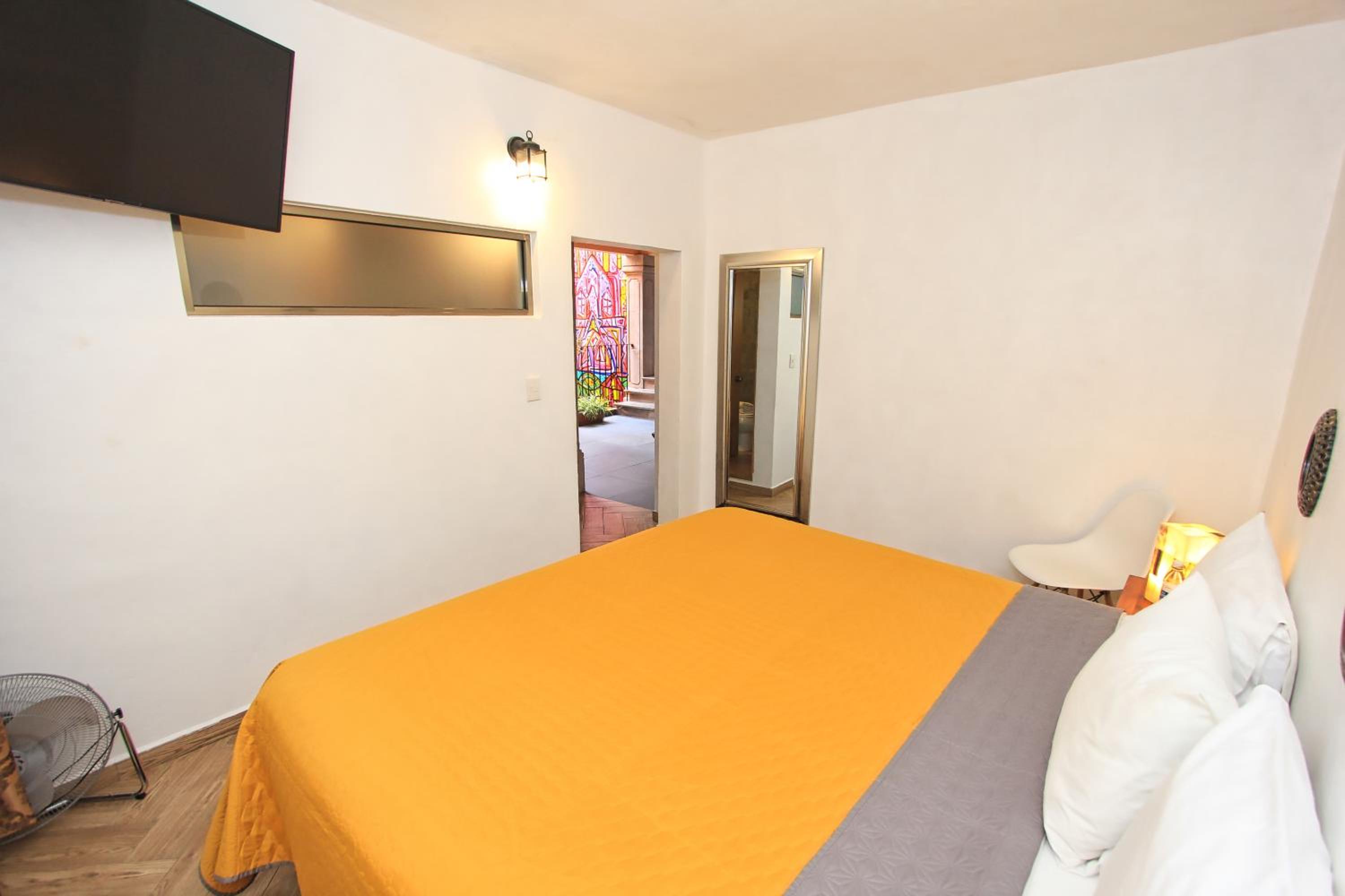 Deluxe Double Room - Photo 27