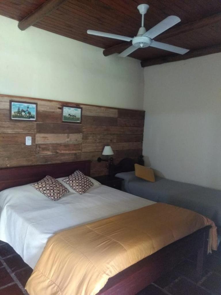 Double Room With Private Bathroom photo 1