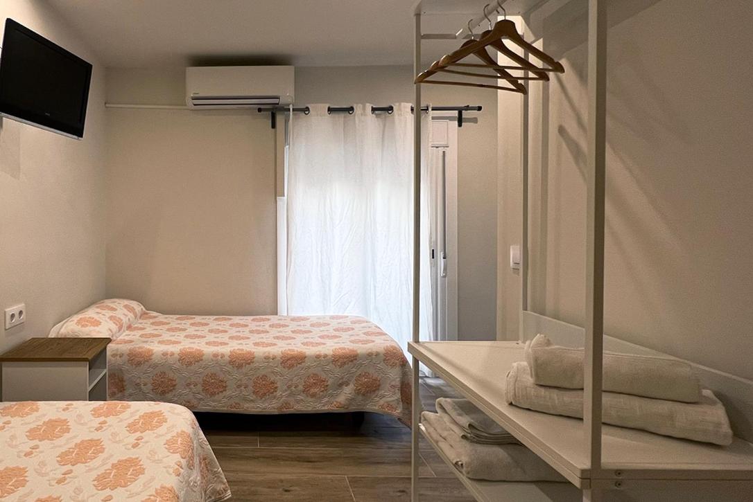 Standard Twin Room photo 3