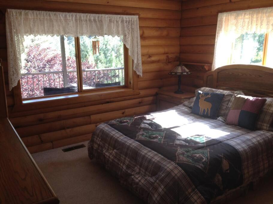 Four-Bedroom House photo 1