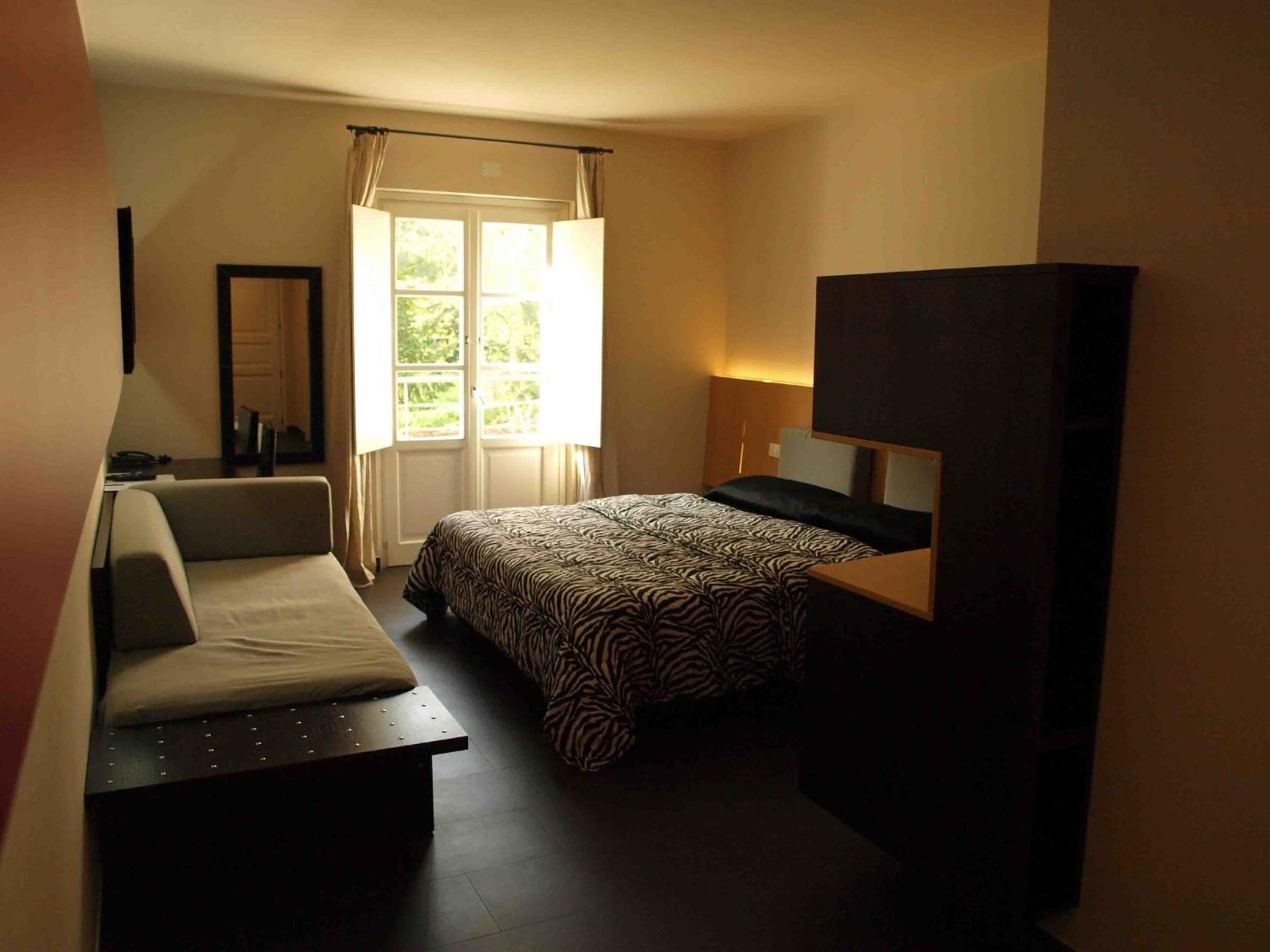 Classic Double Room - Photo 4
