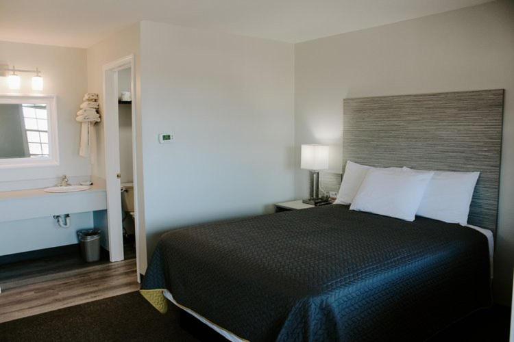 Queen Room - Photo 1
