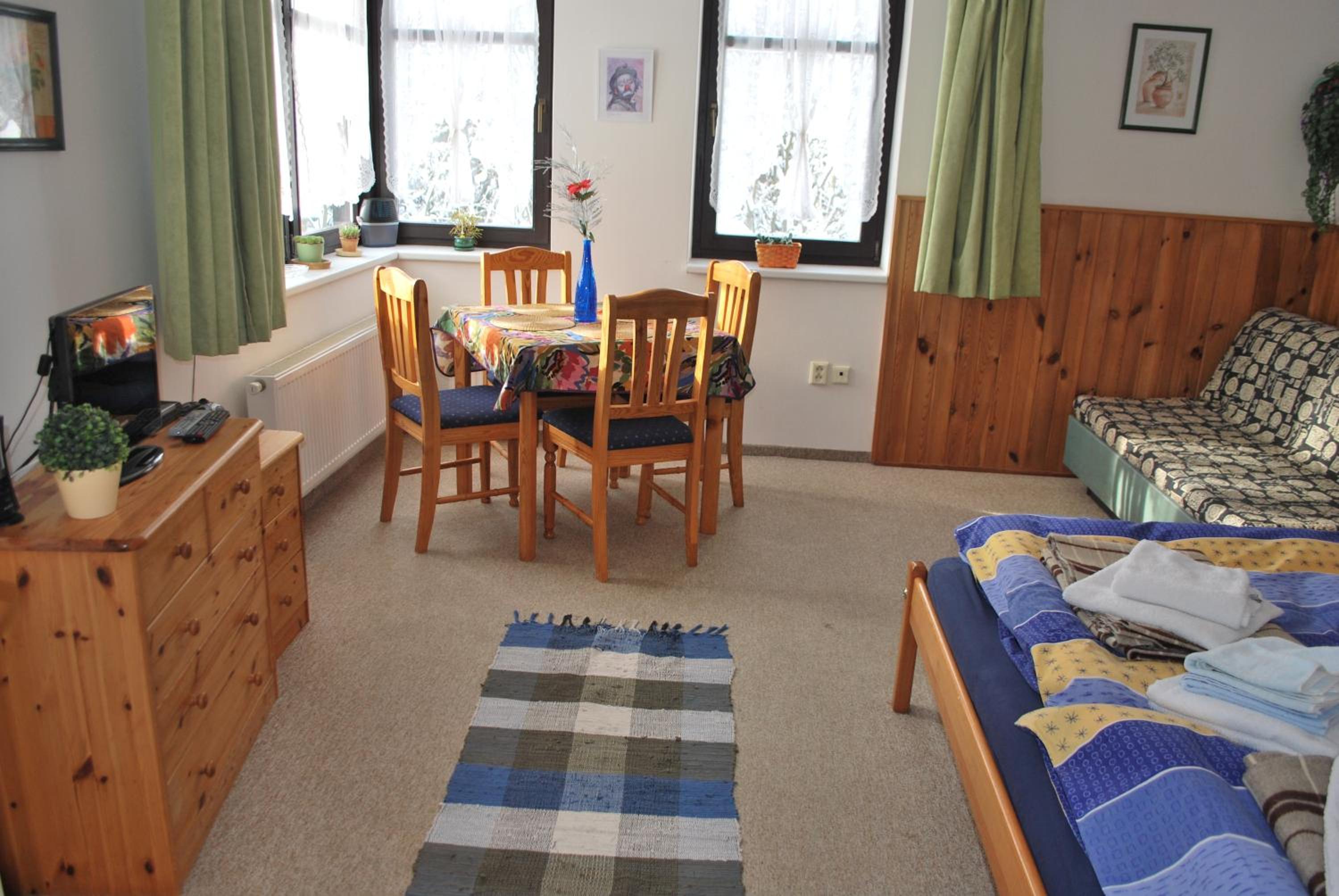 Apartment (2 Adults)