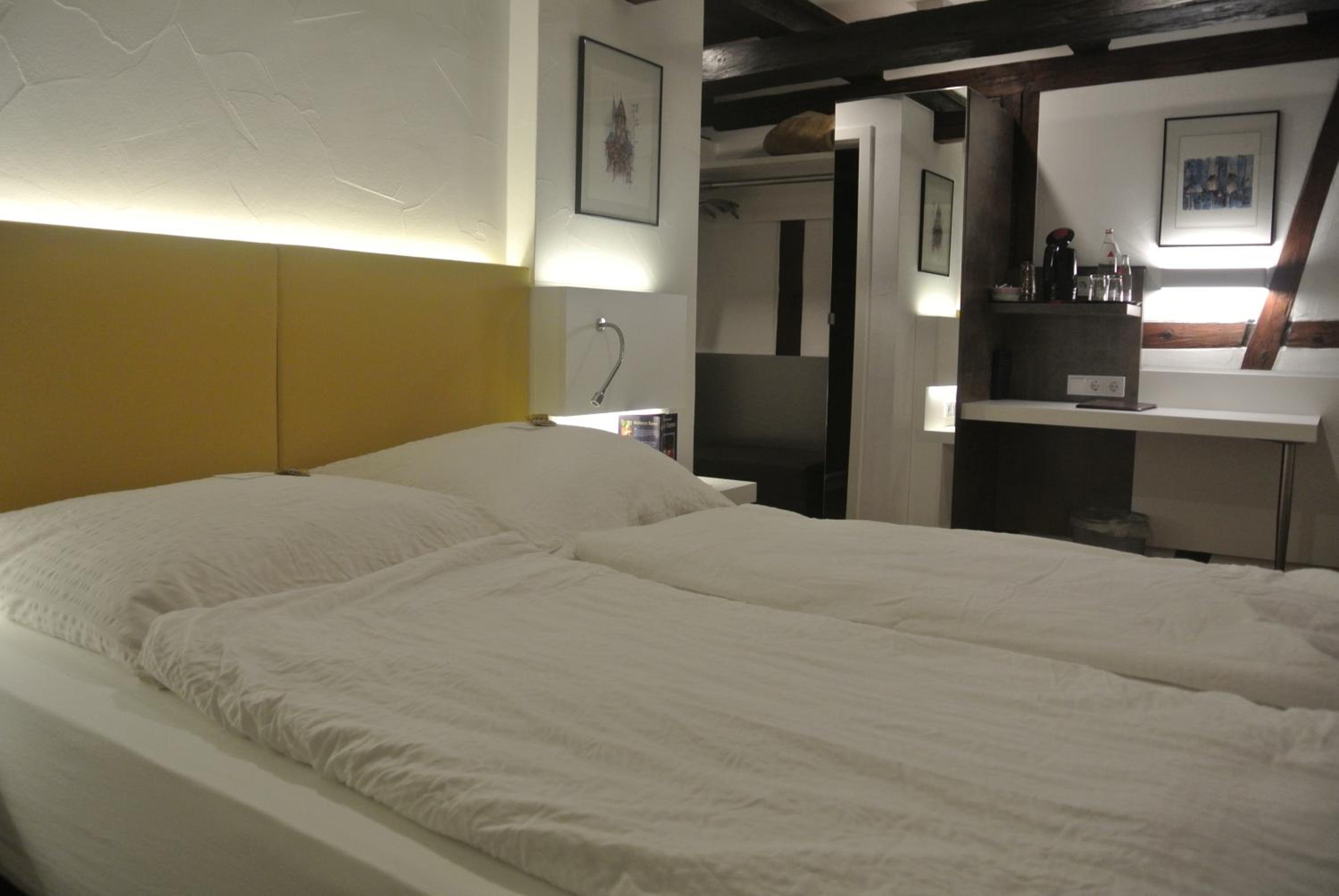 Comfort Double Room - Photo 7