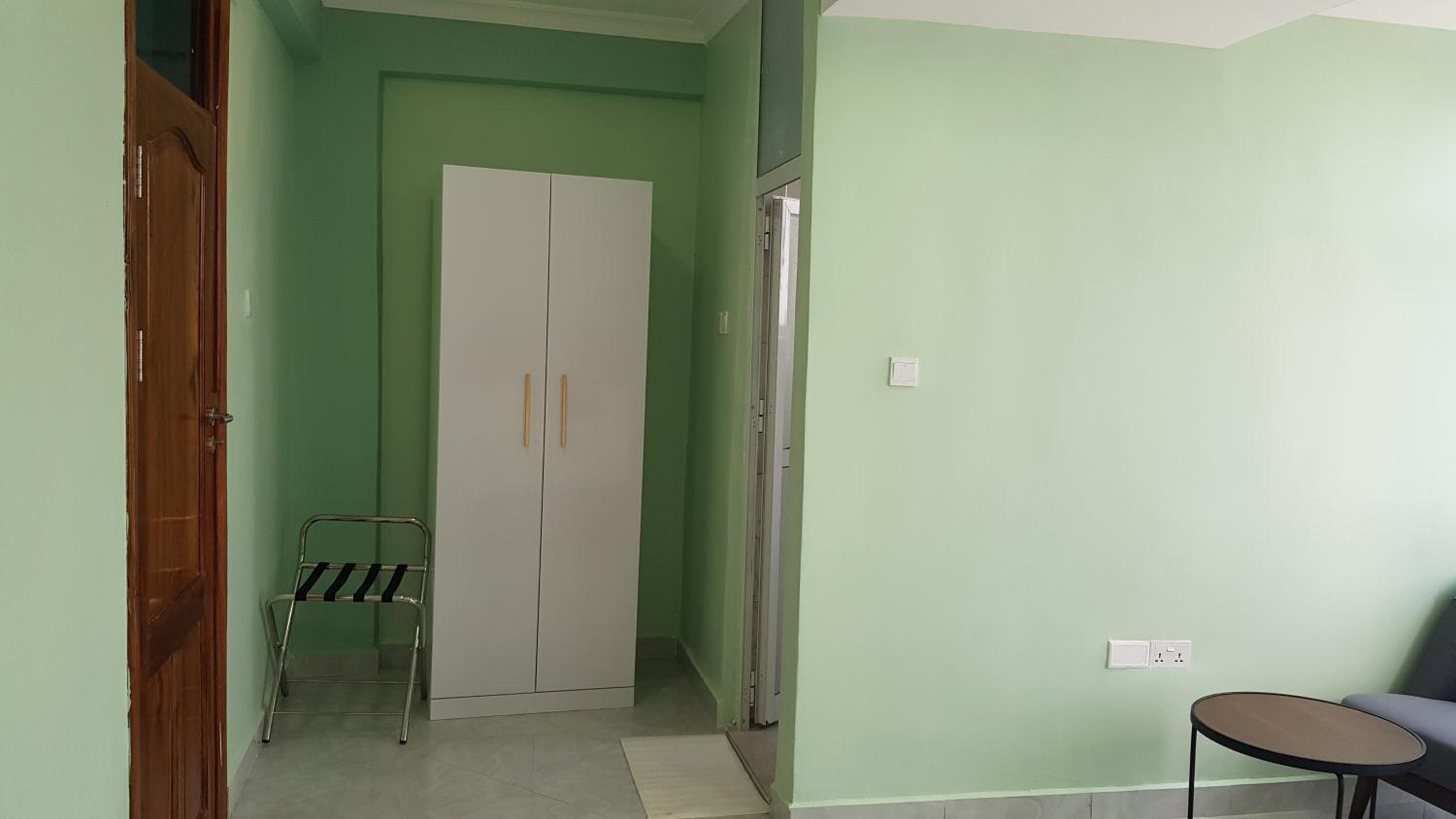 Suite - Photo 11