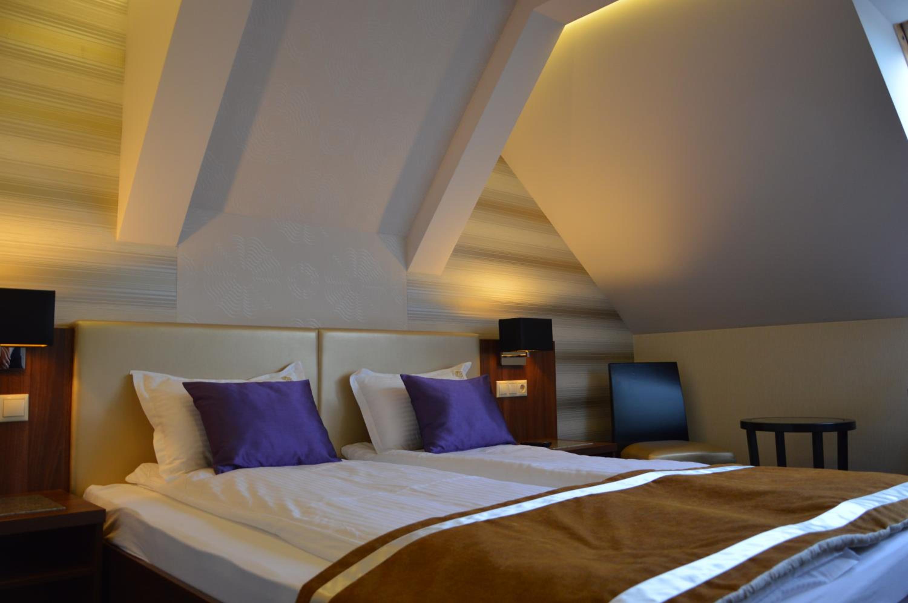 Triple Room photo 2