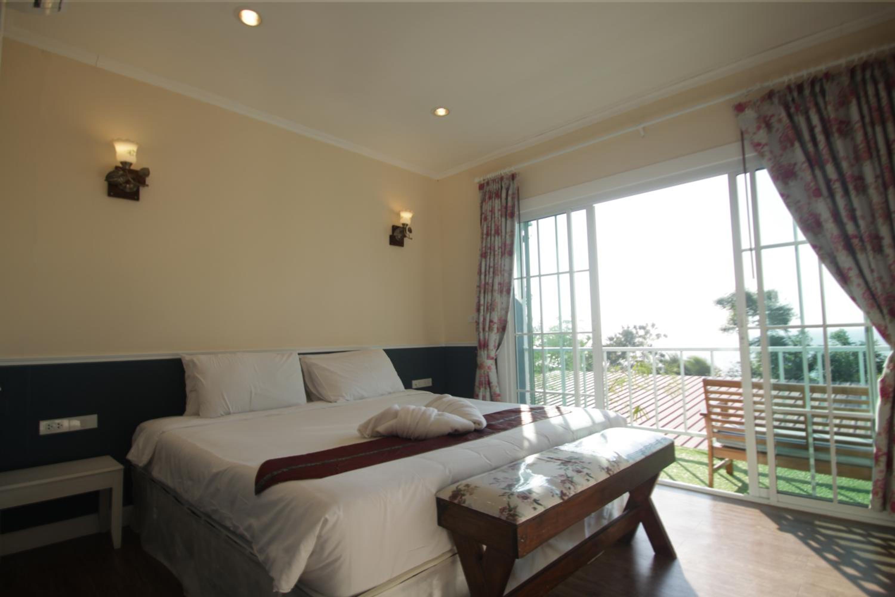 Double Room with Balcony photo 3