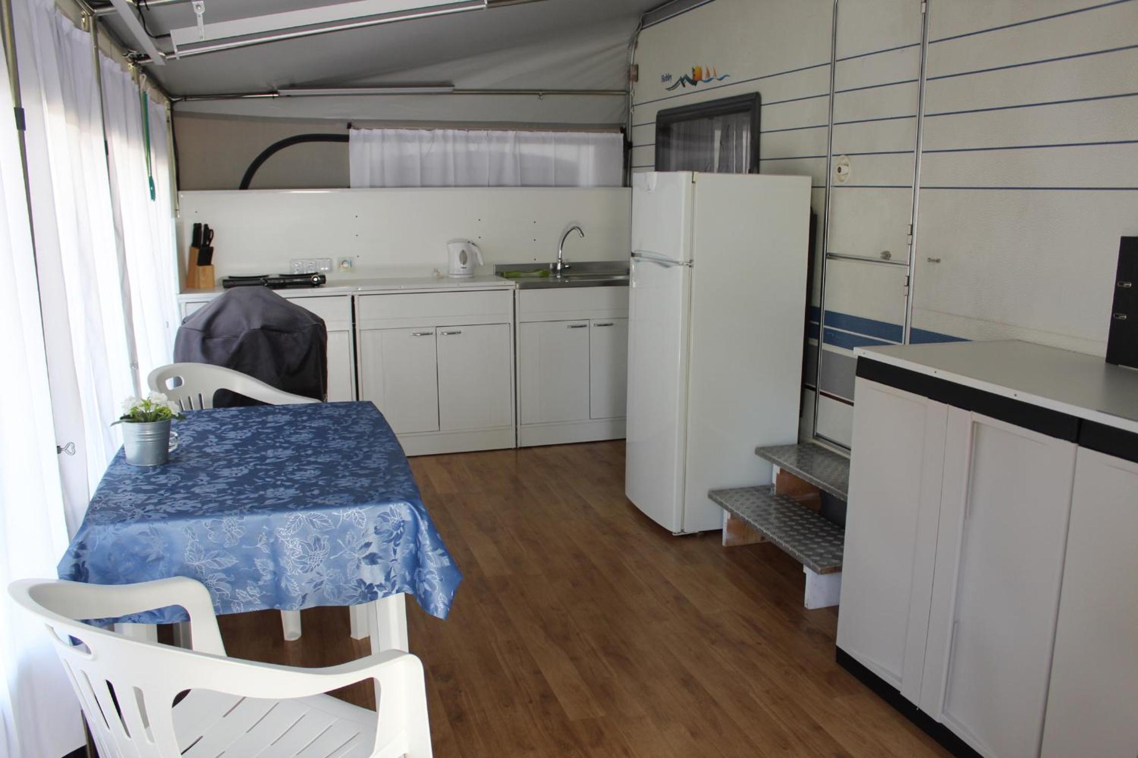 Caravan photo 2